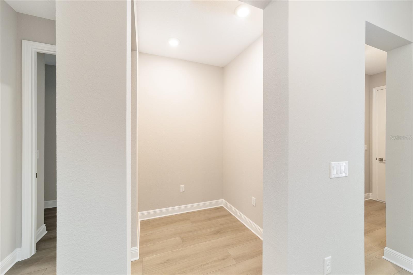 ON TOP OF THE WORLD - Residential Lease