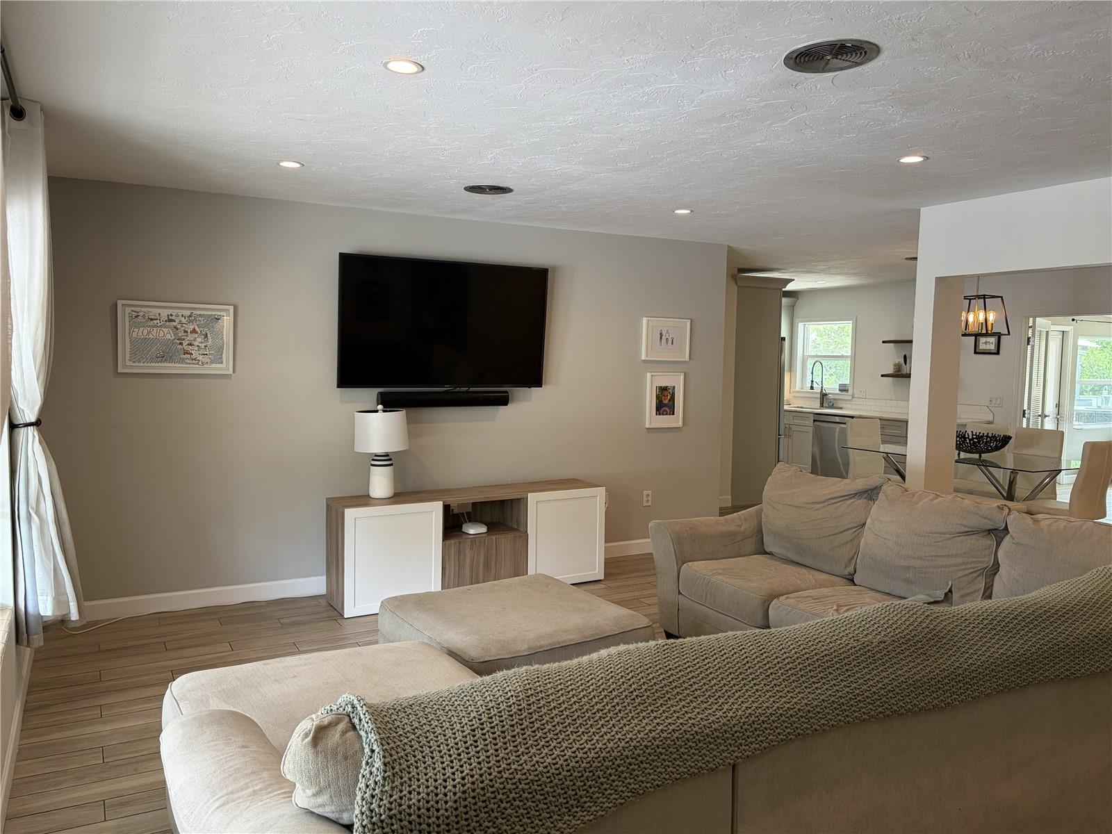 CORAL COVE - Residential