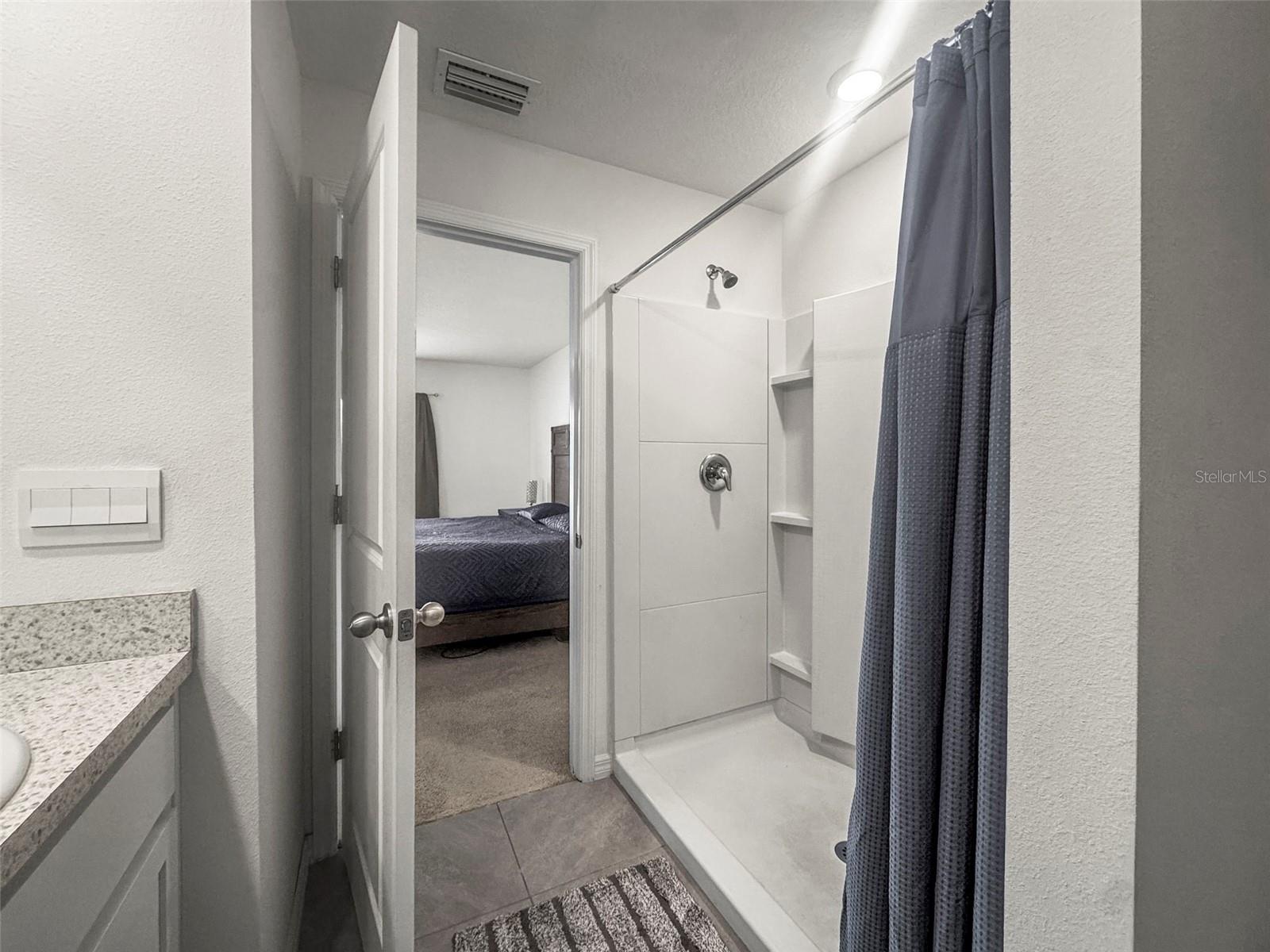 SUWANNEE LAKESIDE PH 2 & 3 - Residential