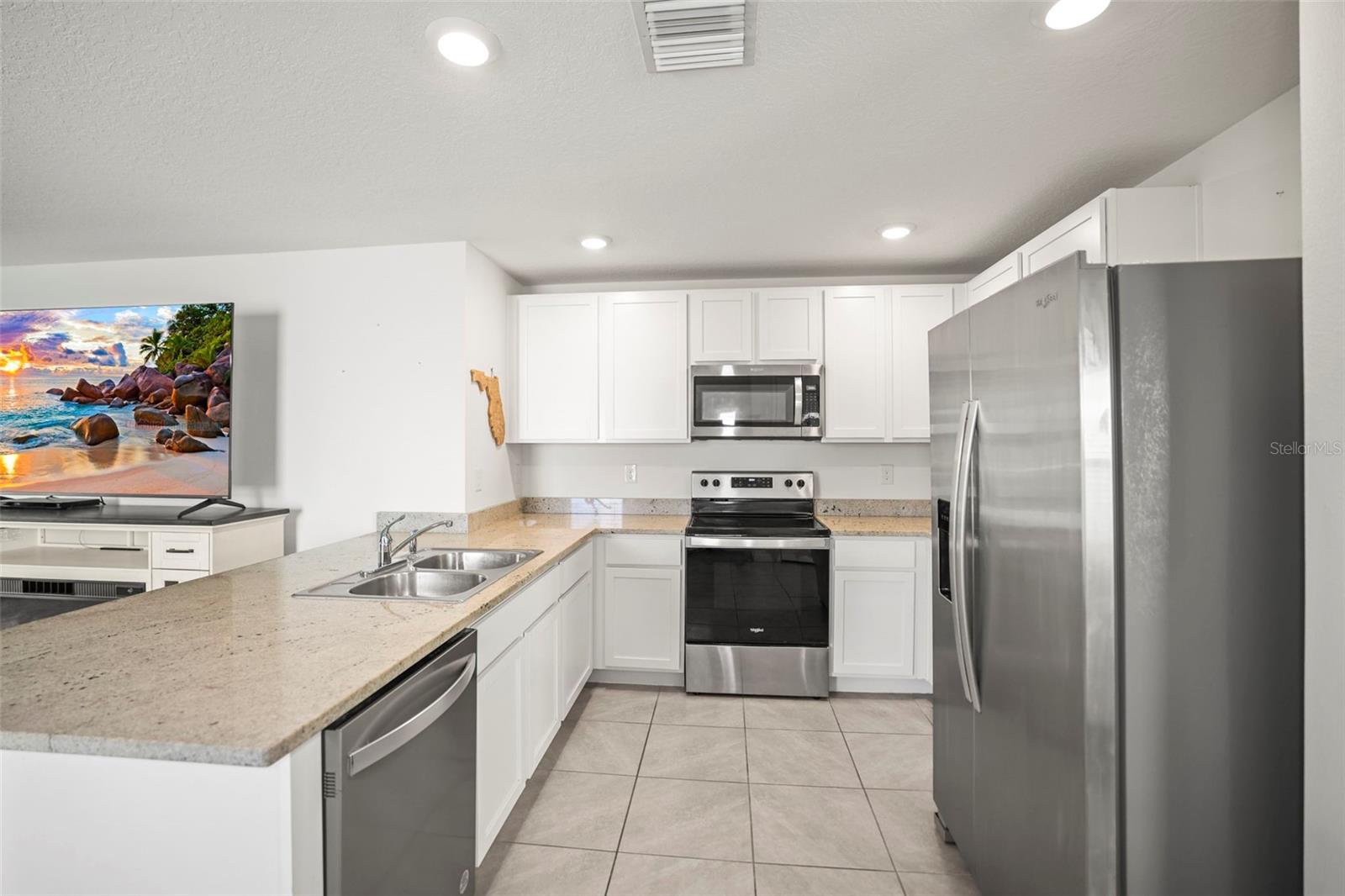 SUWANNEE LAKESIDE PH 2 & 3 - Residential