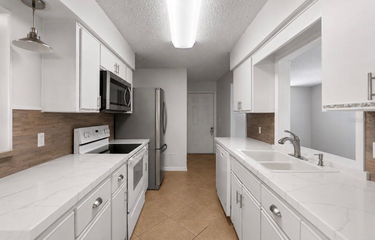 SPRUCE CREEK SOUTH - Residential