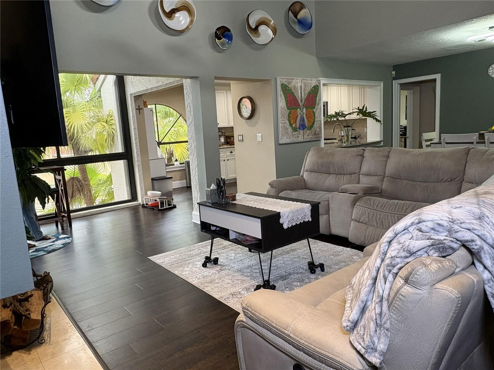 SUN BAY CLUB CONDO - Residential