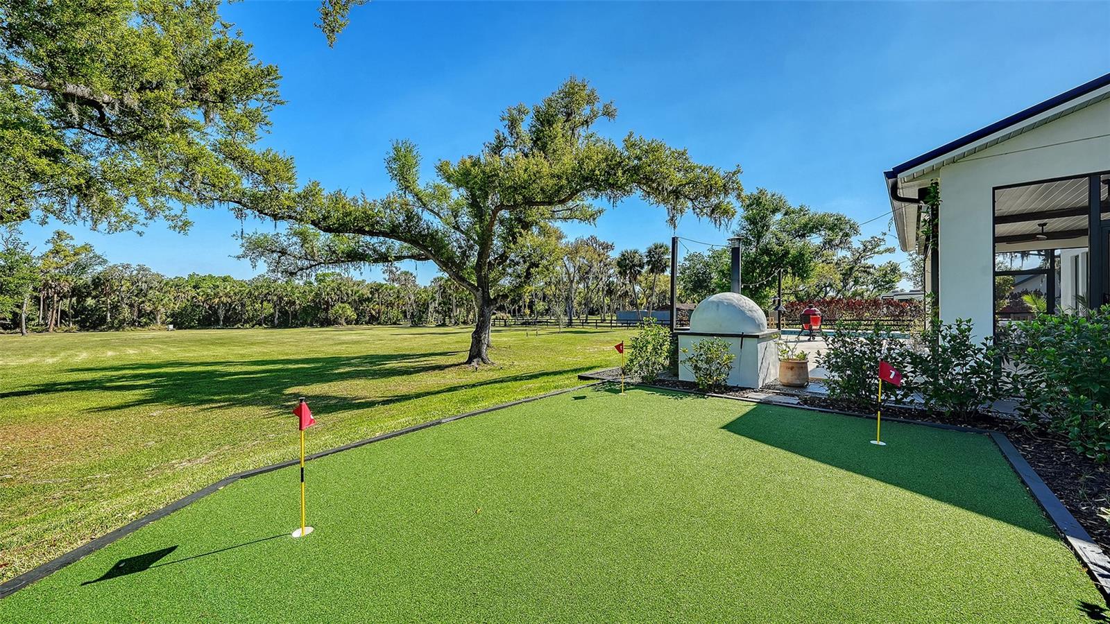 SADDLE CREEK - Residential