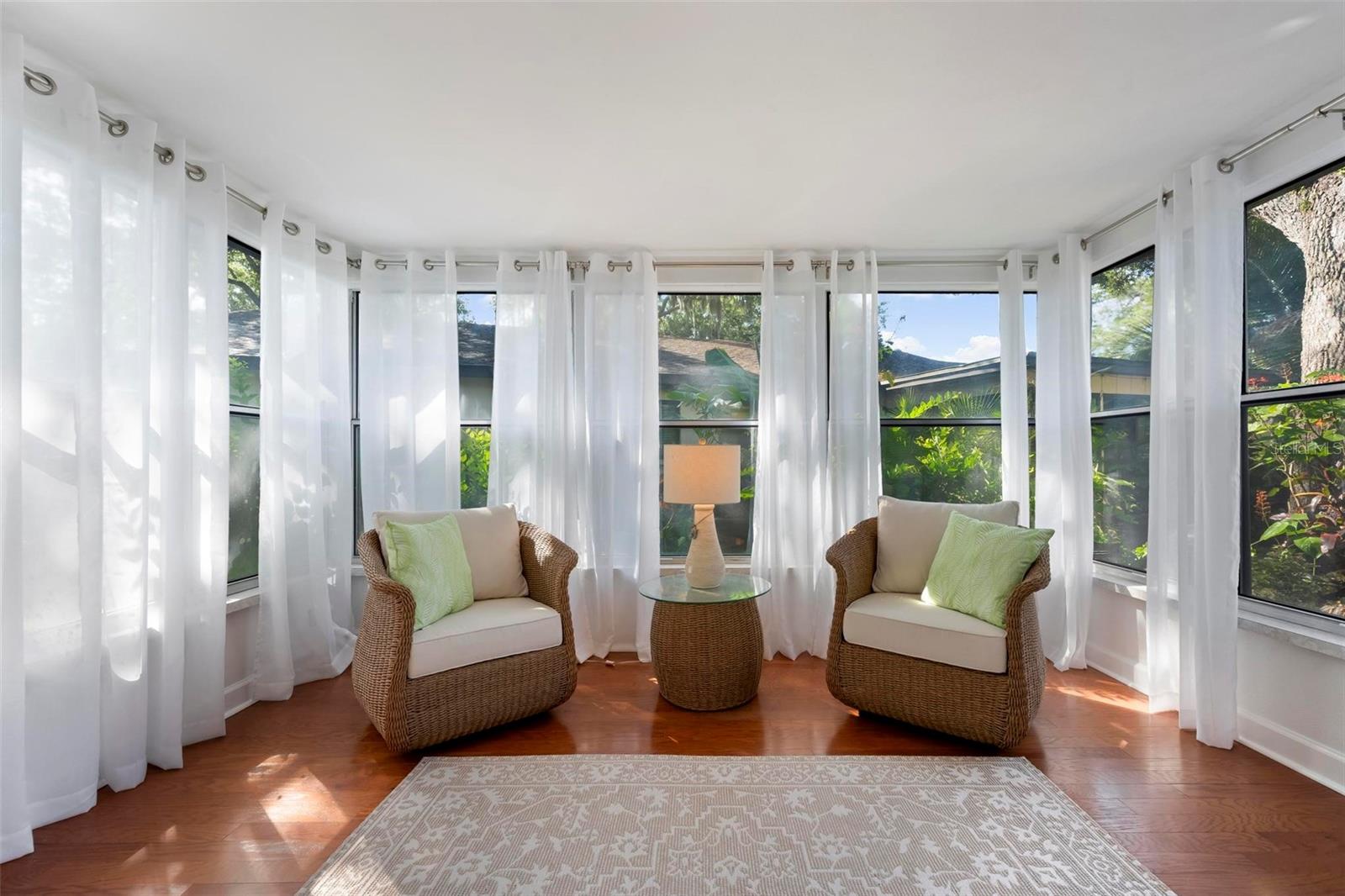 WOODSIDE VLG EAST - Residential