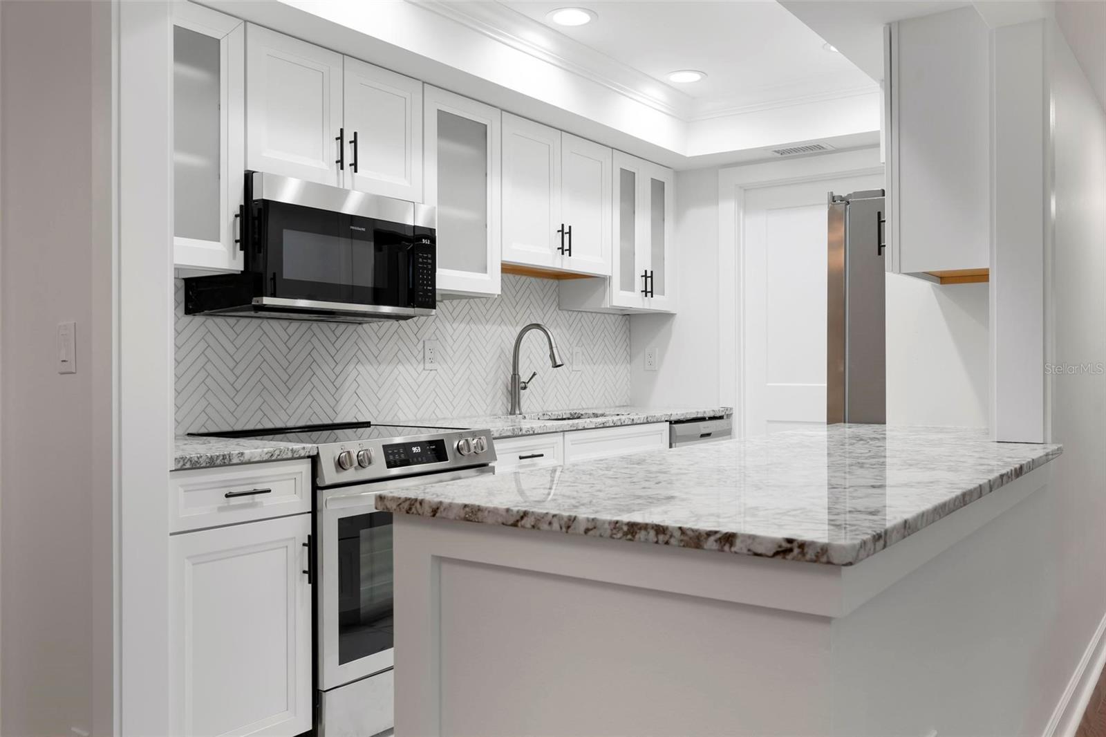 WOODSIDE VLG EAST - Residential