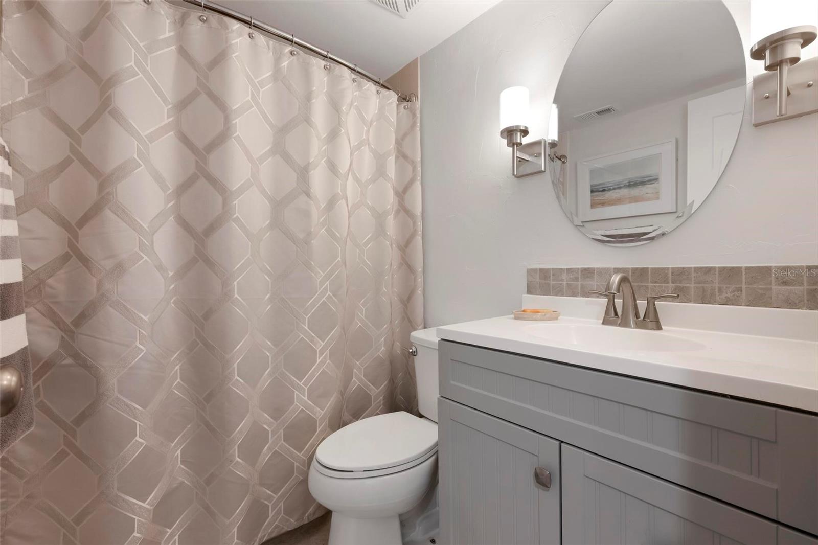 WOODSIDE VLG EAST - Residential