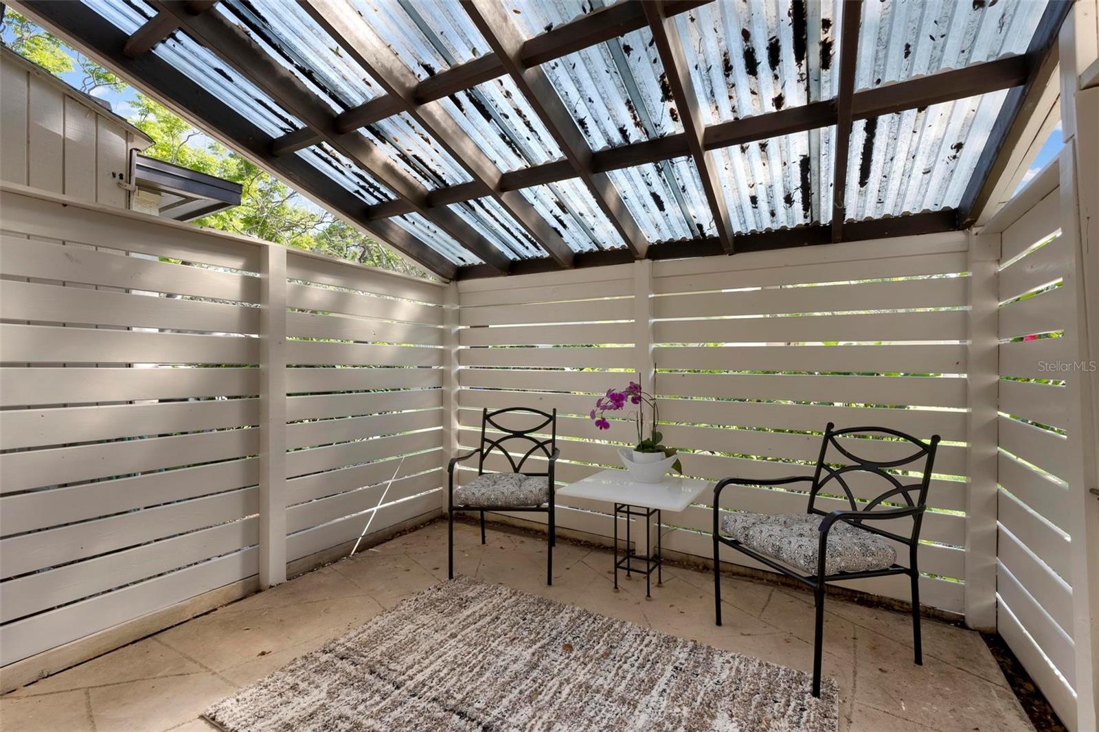 WOODSIDE VLG EAST - Residential