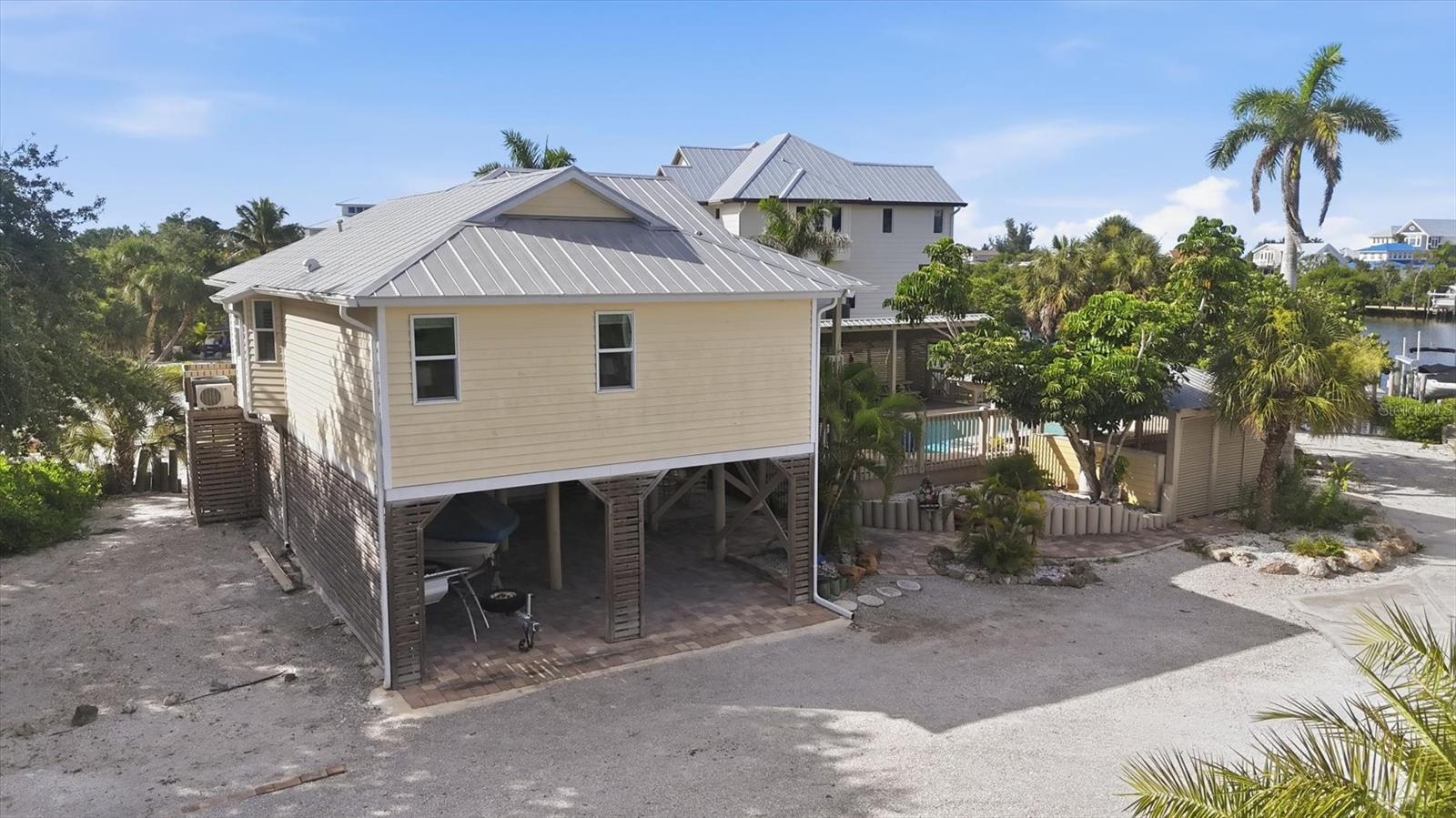 PALM ISLAND ESTATES - Residential