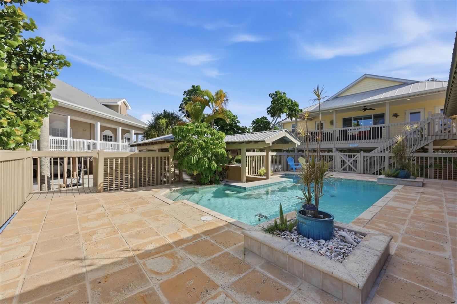 PALM ISLAND ESTATES - Residential