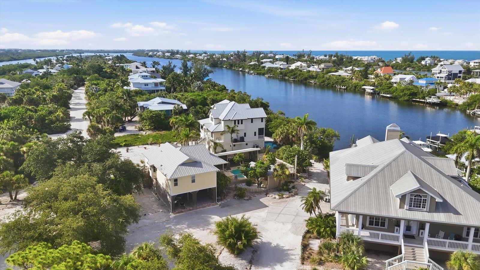 PALM ISLAND ESTATES - Residential