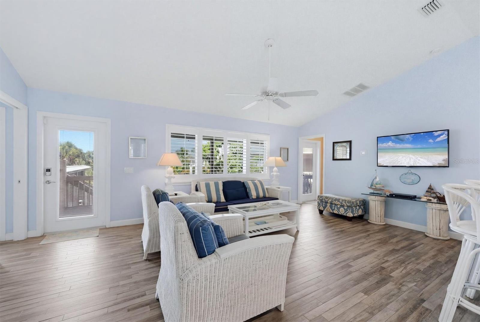 PALM ISLAND ESTATES - Residential