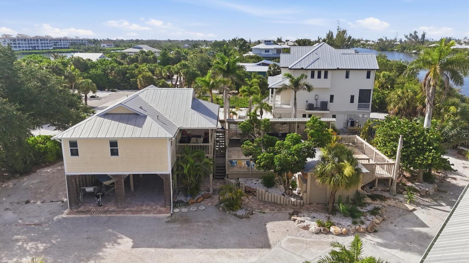 PALM ISLAND ESTATES - Residential