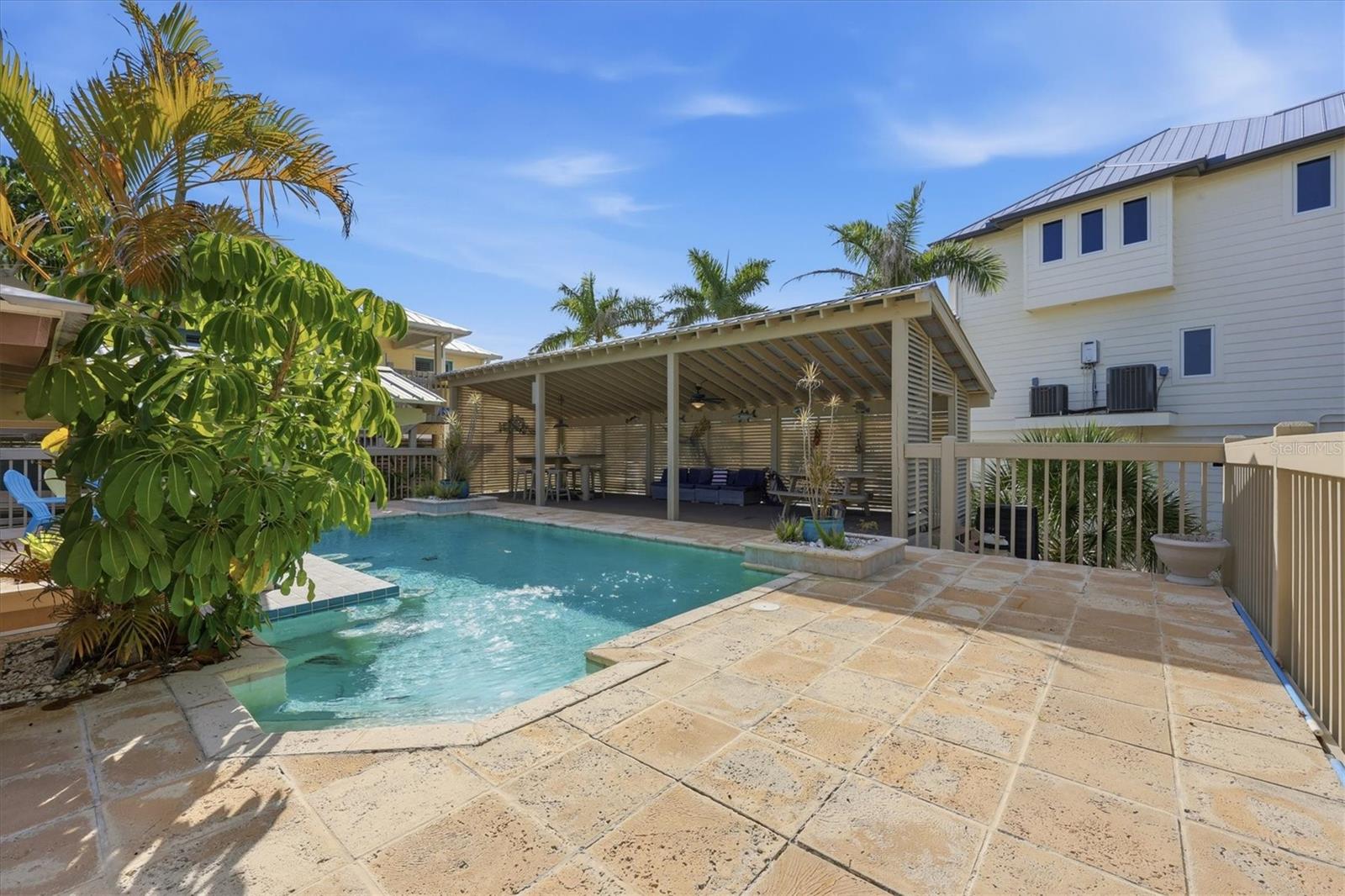 PALM ISLAND ESTATES - Residential