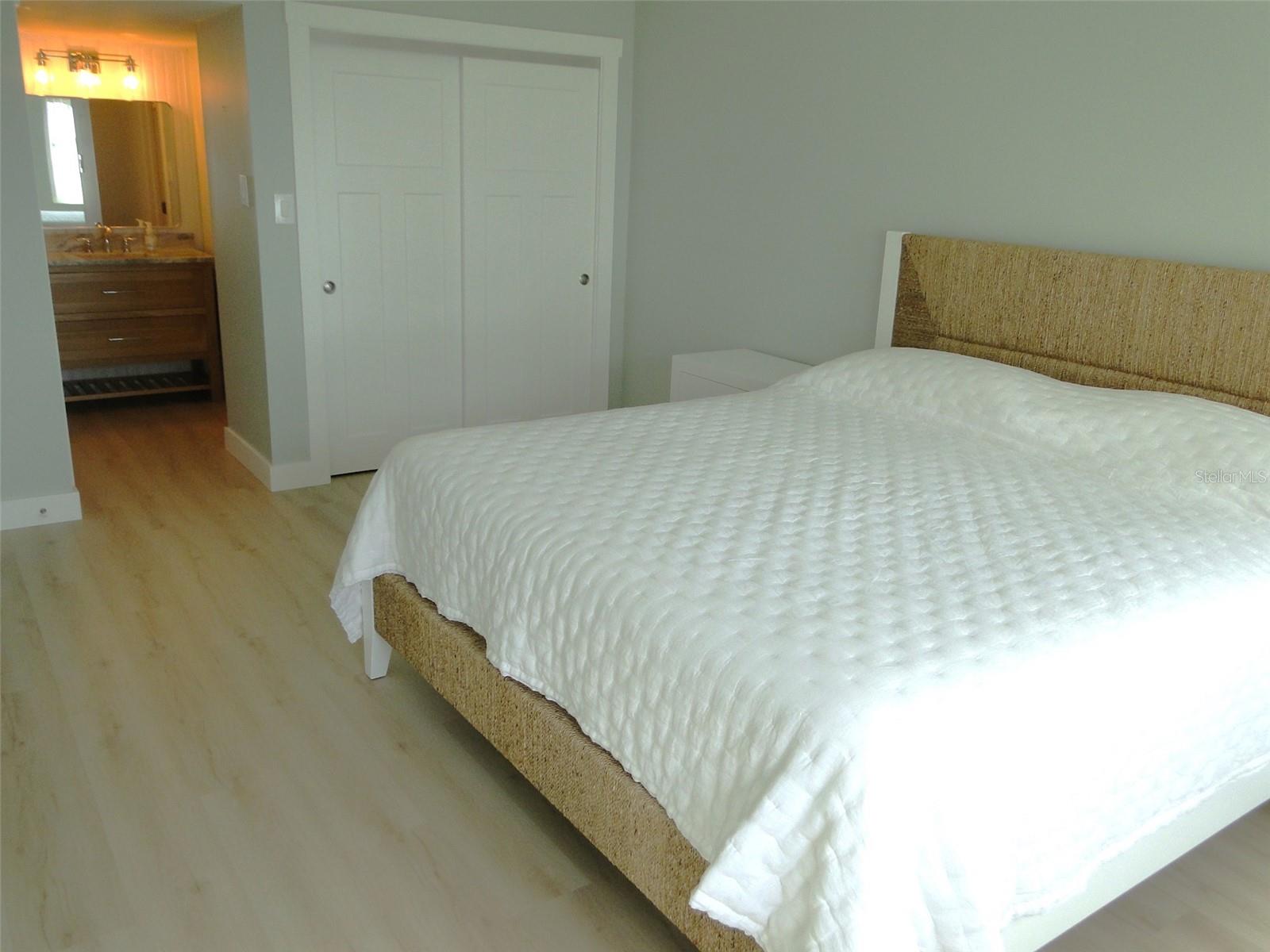 TARPON COVE CONDO - Residential Lease