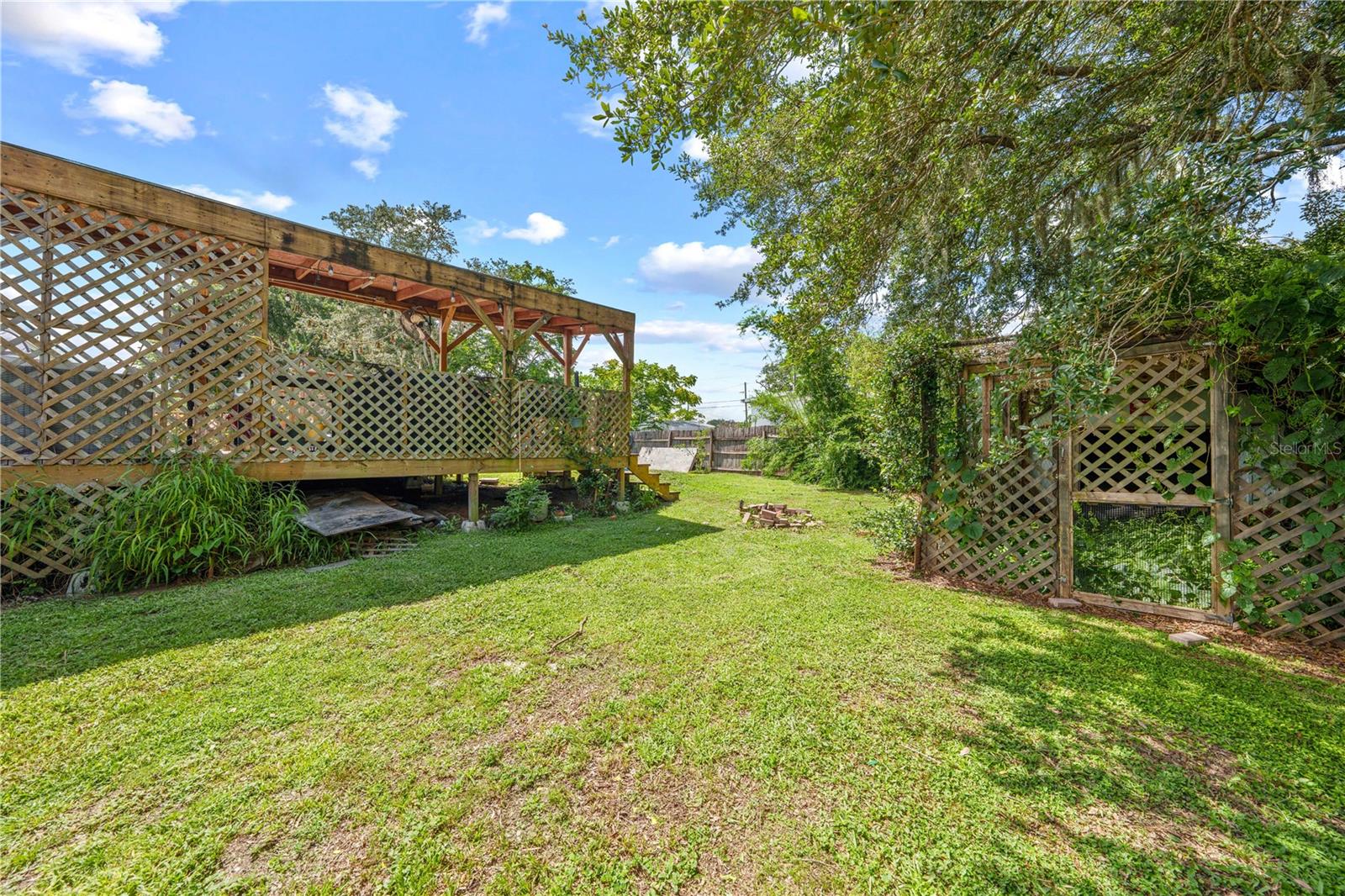 PINE GROVE PARK - Residential