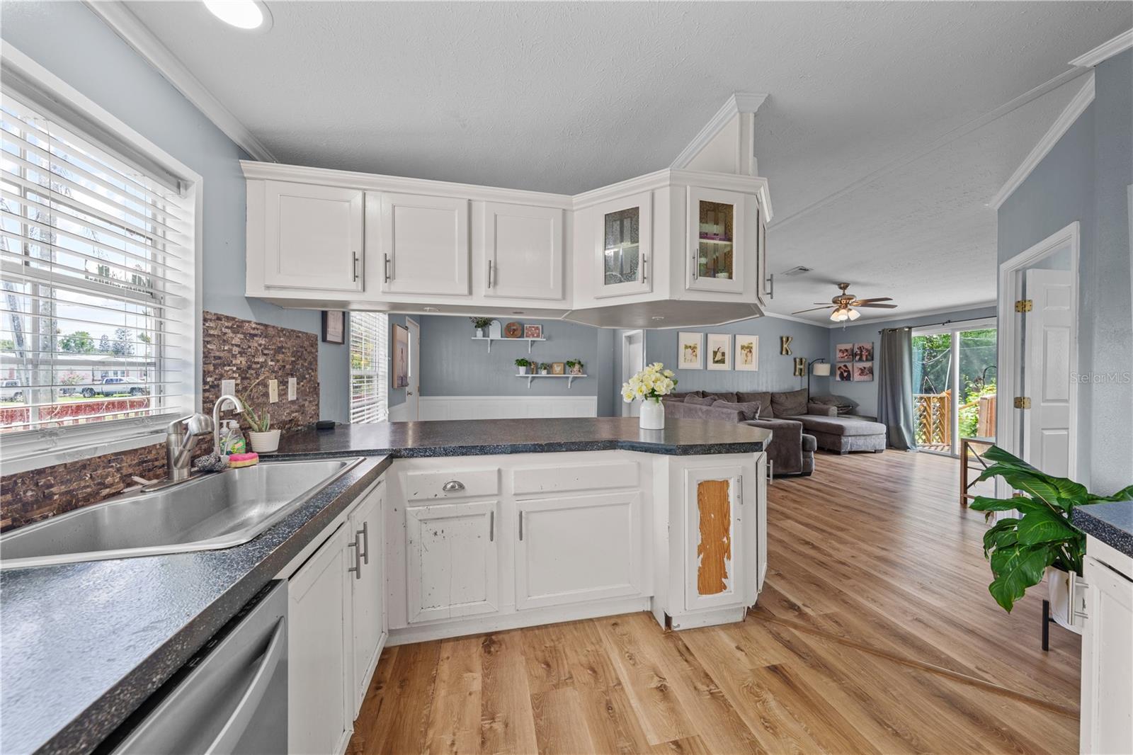 PINE GROVE PARK - Residential
