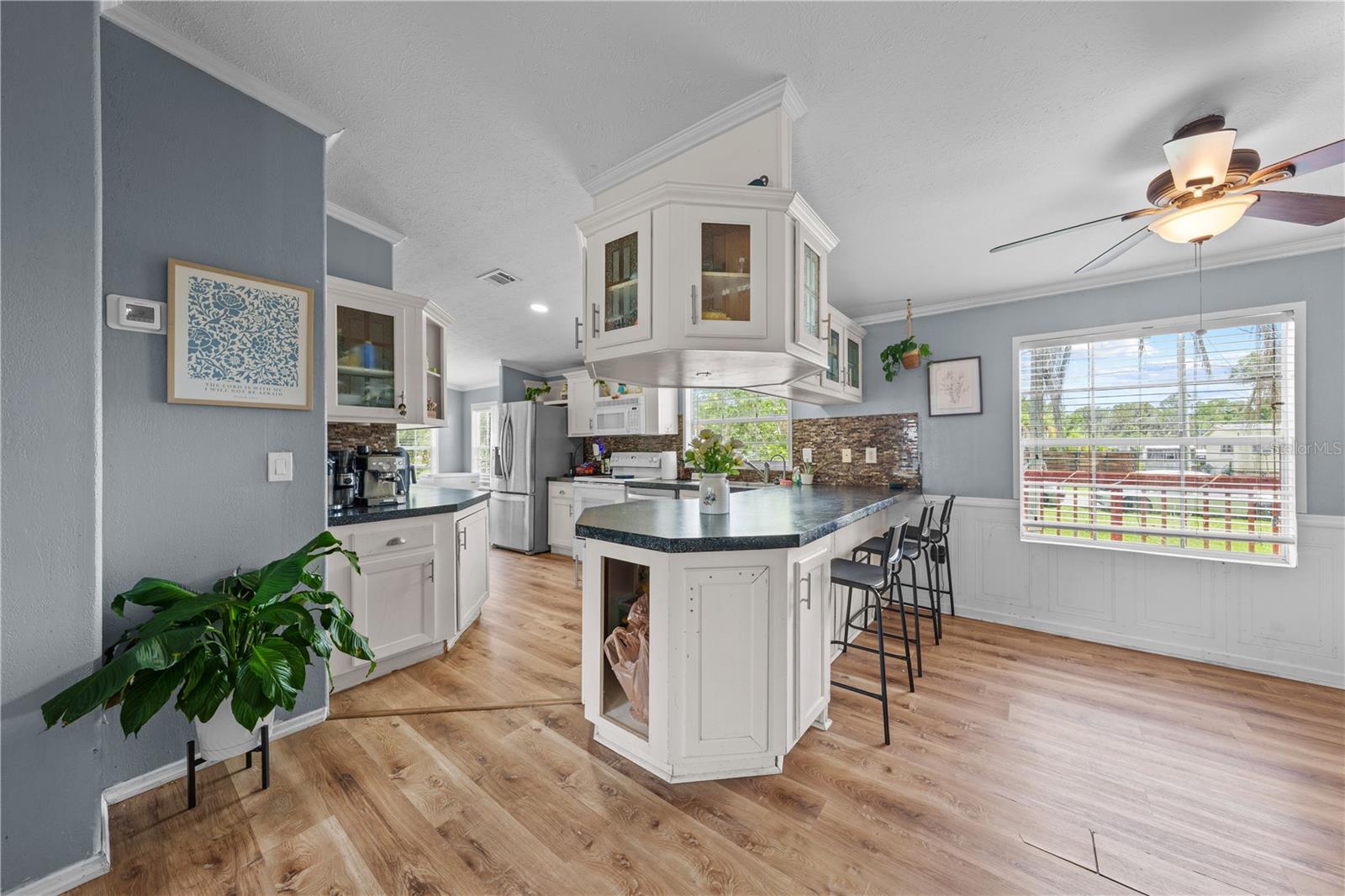 PINE GROVE PARK - Residential
