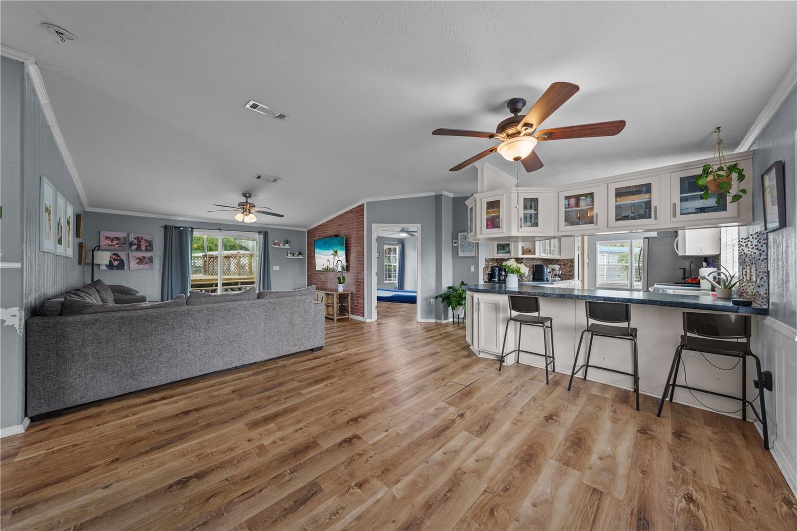 PINE GROVE PARK - Residential