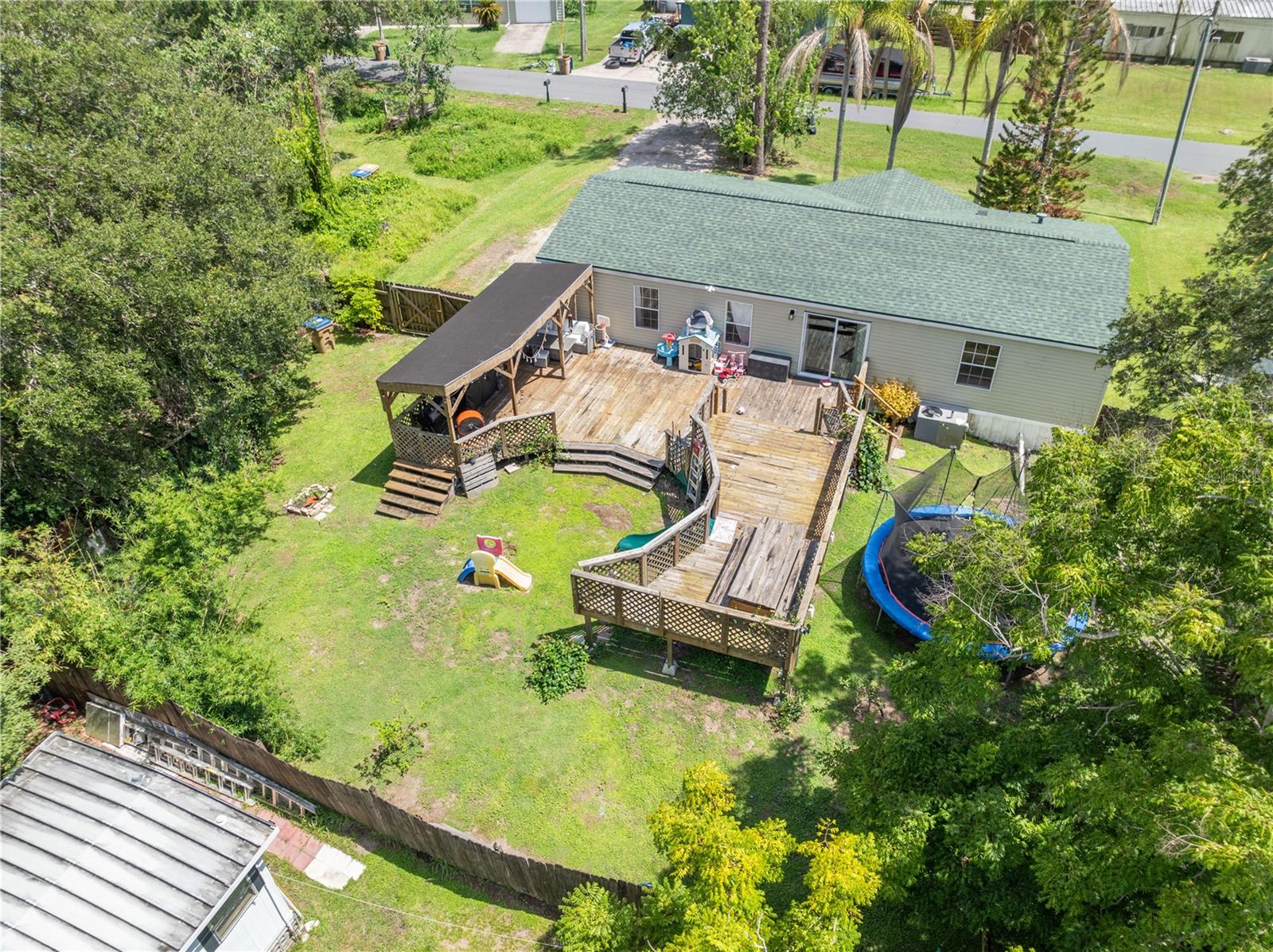 PINE GROVE PARK - Residential