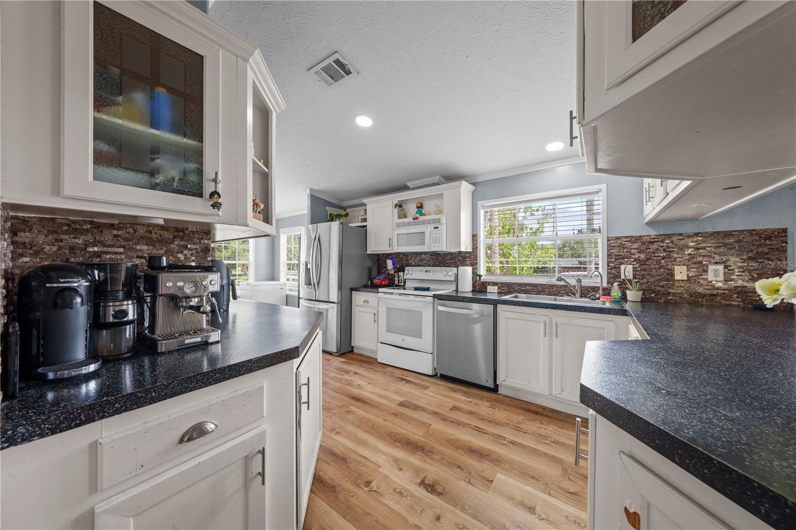PINE GROVE PARK - Residential