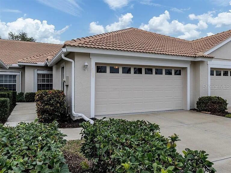 Discover this charming property located in the award winning Pelican Pointe Golf & Country Club Community.  This home has been owned by the original owner since it was built in 2001.  The property has just completed a remodeling project including: complete interior and exterior painting, granite countertops in kitchen and bathrooms.  Retiled showers in Master and Guest bathrooms.  All carpeted floors have been replaced with beautiful LVP flooring.  All tile floors have been professionally reconditioned.  Lovely glass doors have been installed on the Master Bathroom shower.  All sinks in bathrooms and kitchen have been replaced with elegant undermount sinks. Old ceiling fans replace with new digital ceiling fans and lights.  Track lighting installed in kitchen.  Many features adorn this nice home such as a two car garage and walk in closets, new tile roof and other items not mentioned in this description.
Enjoy the convenience of nearby amenities, including shopping and dining options.  those seeking a versatile living arrangement in a vibrant community. Don't miss the opportunity to explore this lovely property.