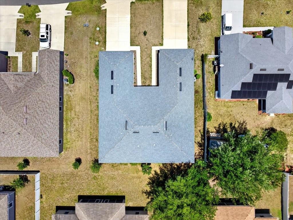 04 FAIRWAYS - Residential Income