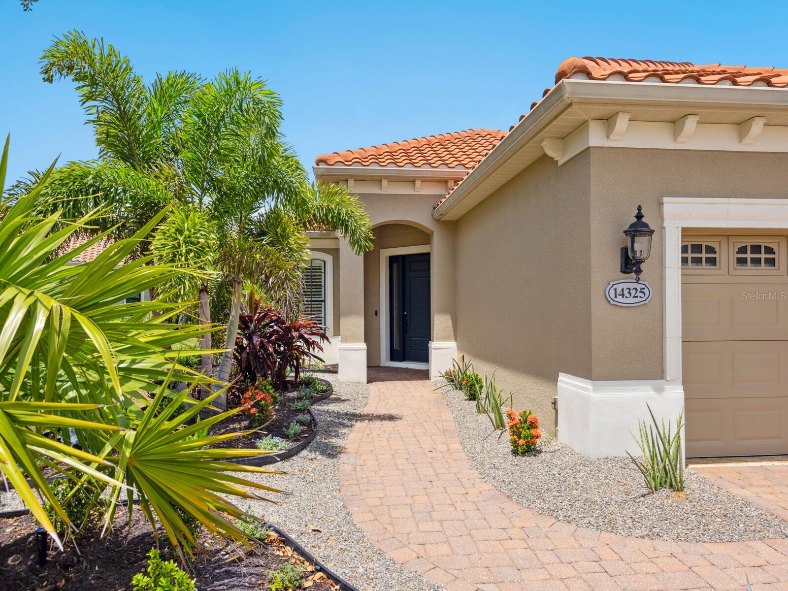 COUNTRY CLUB EAST AT LAKEWD RNCH QQ1 1 - Residential