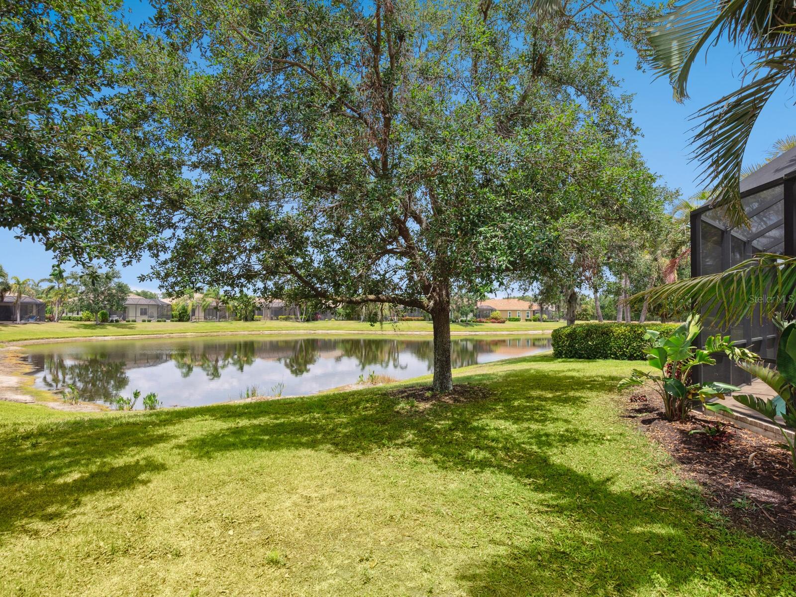 COUNTRY CLUB EAST AT LAKEWD RNCH QQ1 1 - Residential