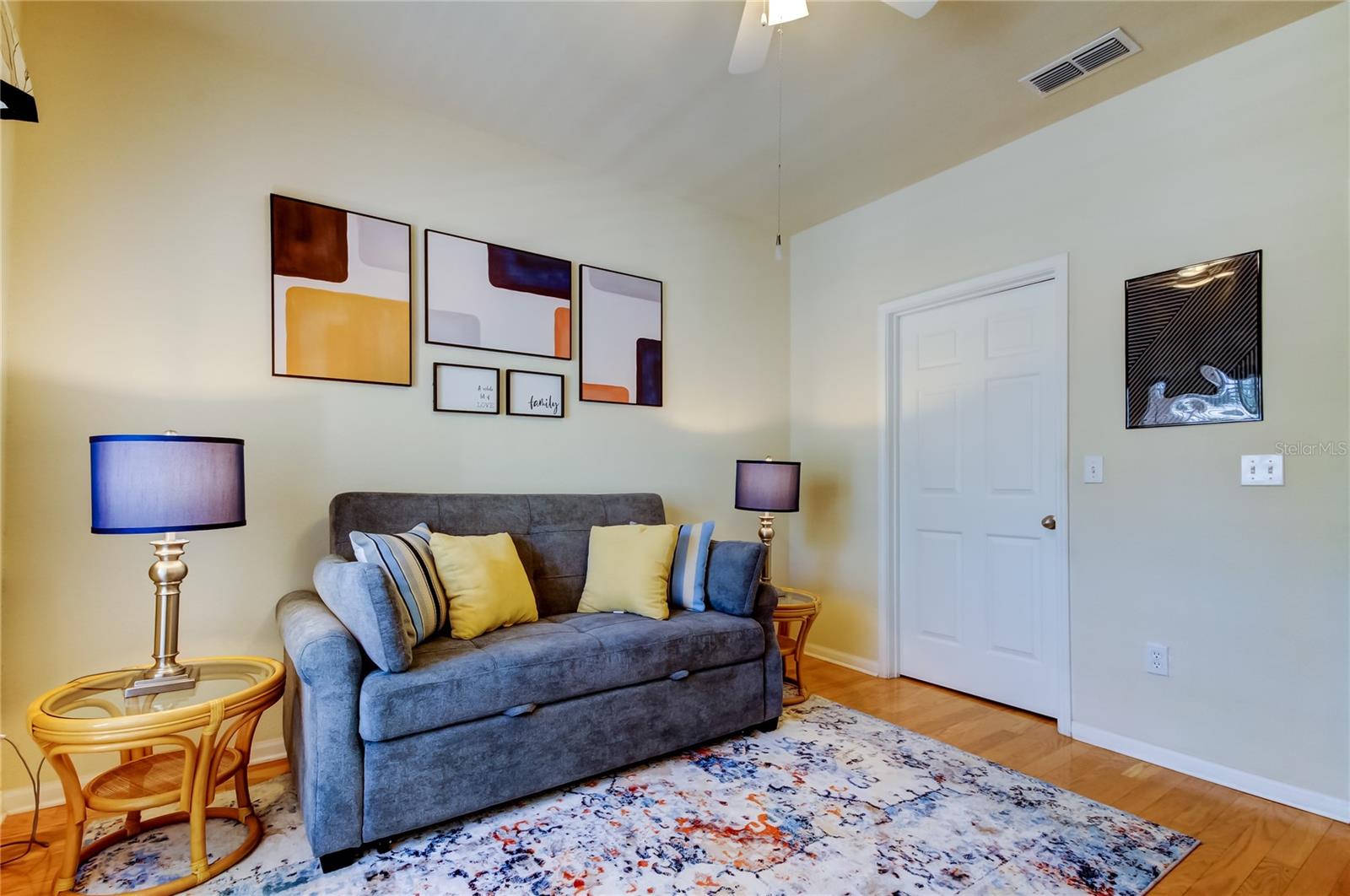 RESIDENCE AT RENAISSANCE - Residential