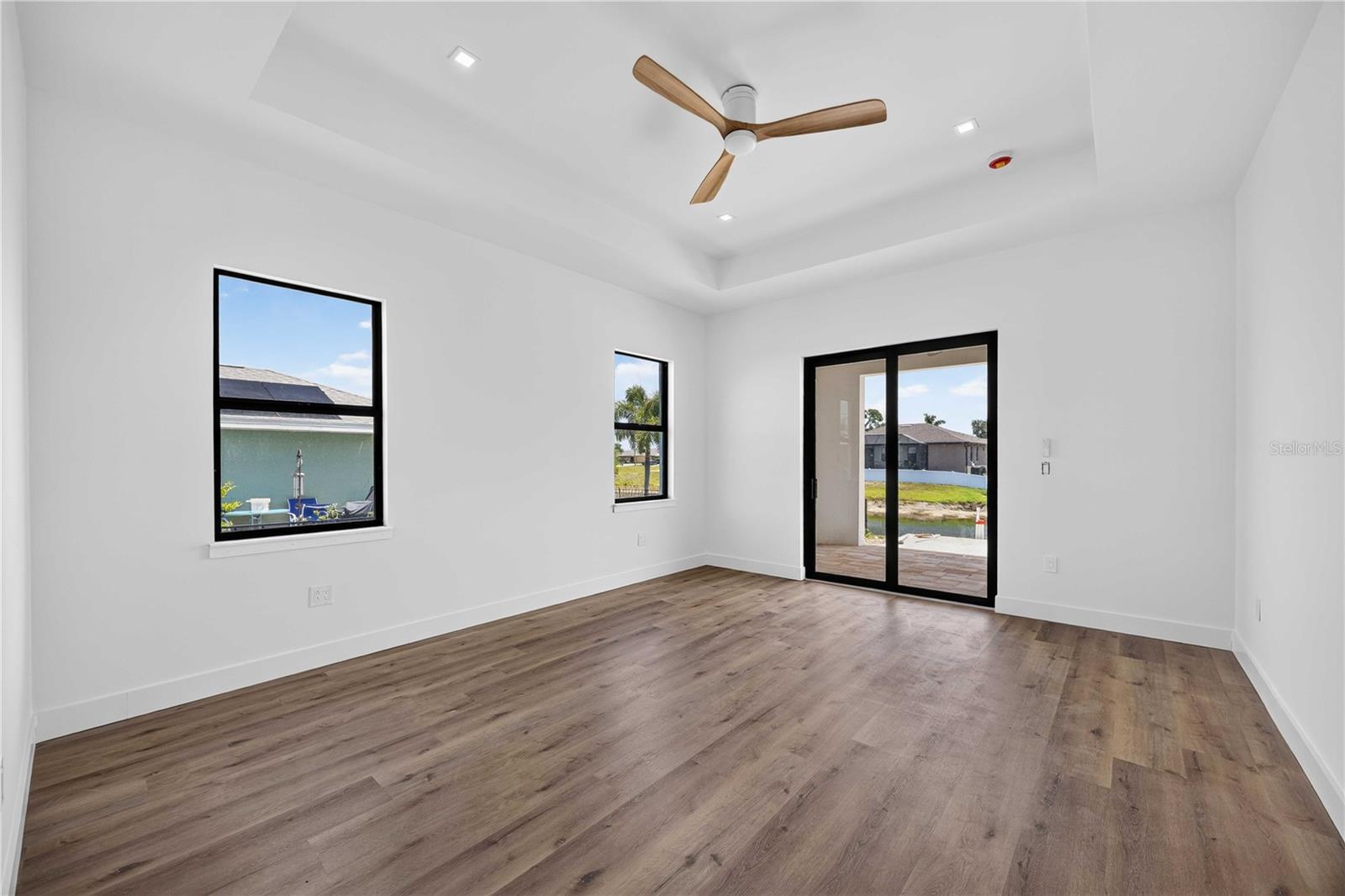 ROTONDA WEST PEBBLE BEACH - Residential