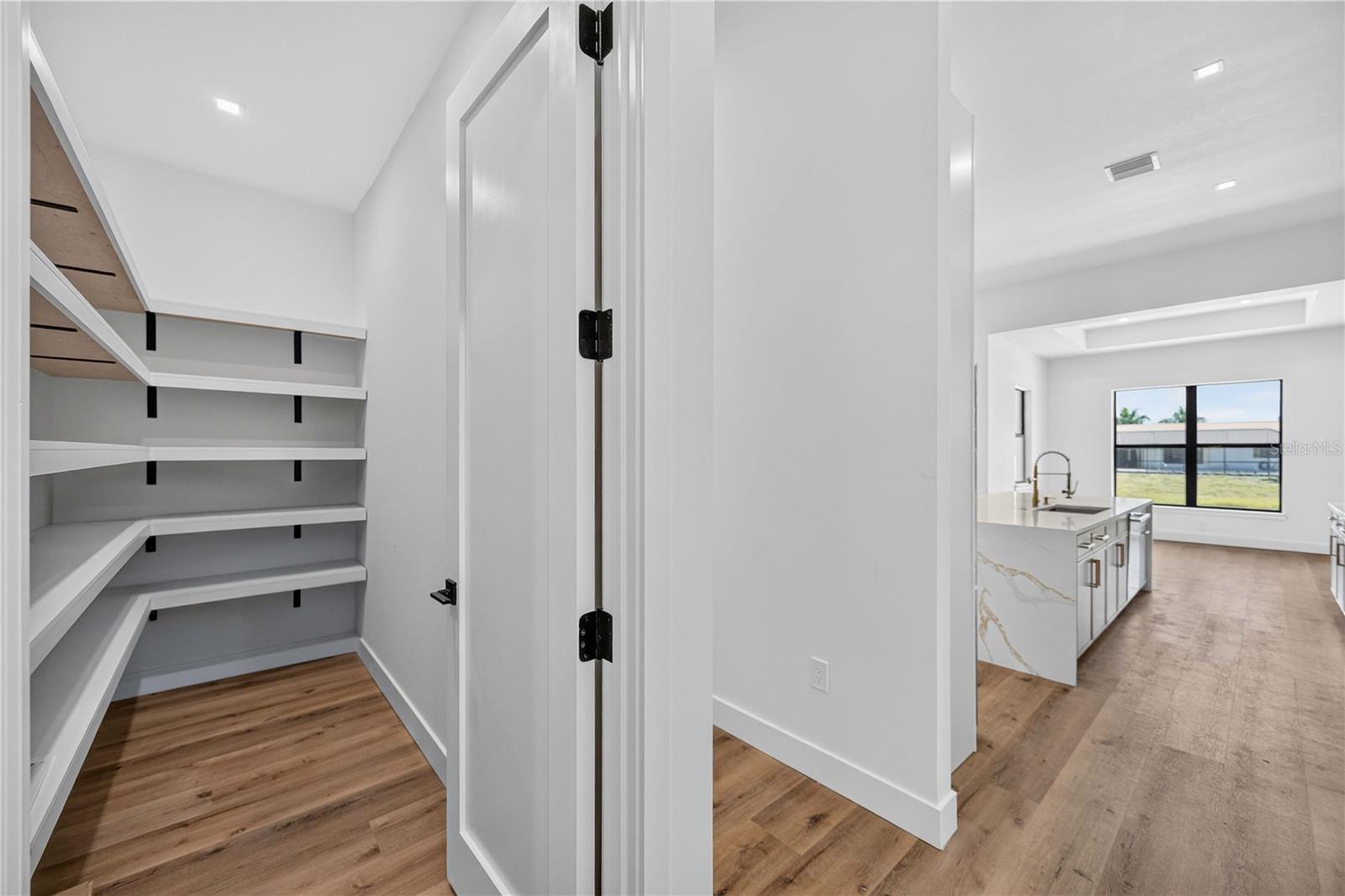 ROTONDA WEST PEBBLE BEACH - Residential