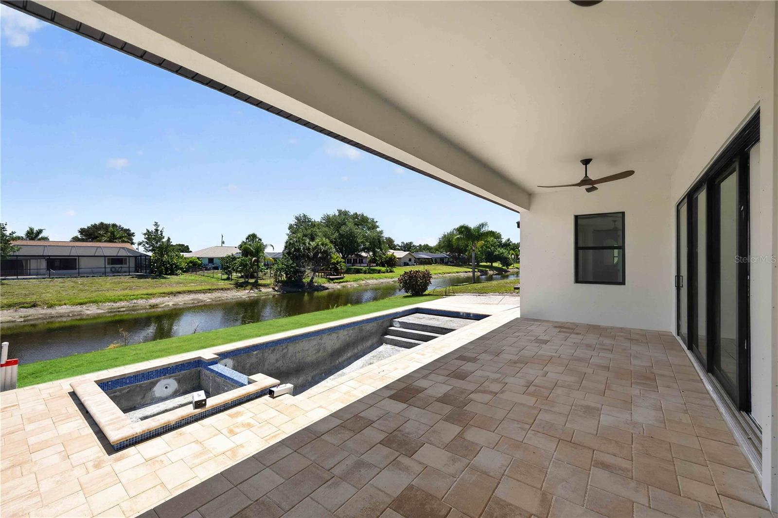 ROTONDA WEST PEBBLE BEACH - Residential