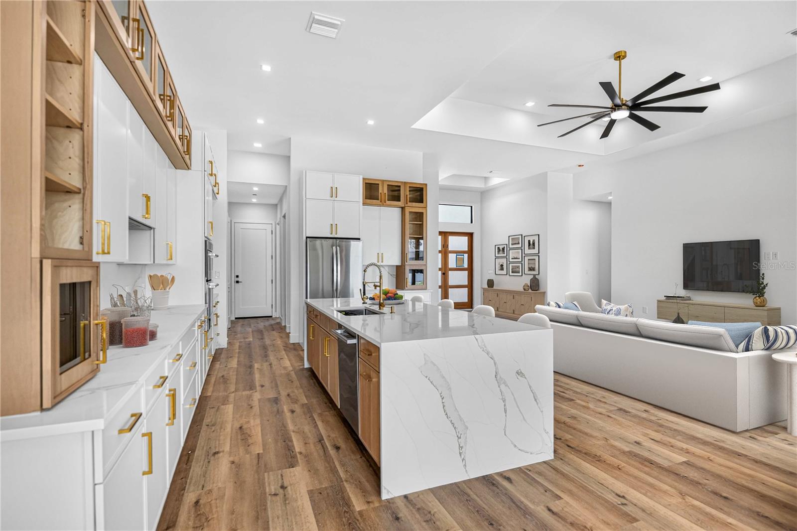 ROTONDA WEST PEBBLE BEACH - Residential