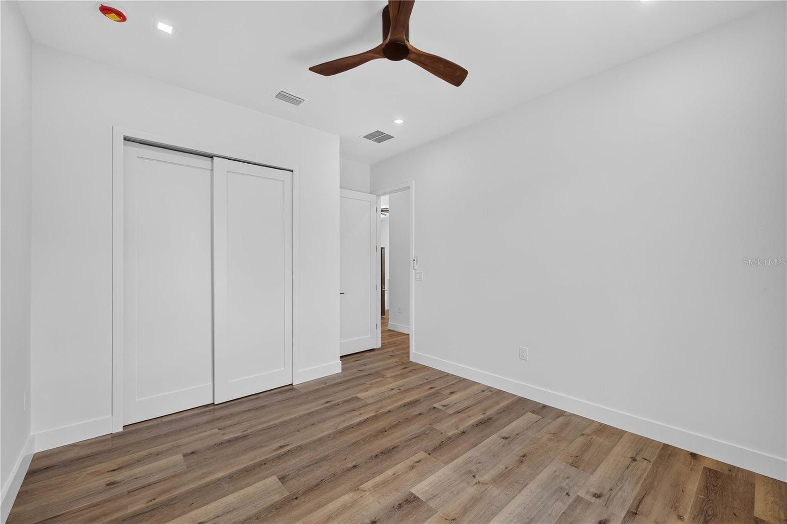 ROTONDA WEST PEBBLE BEACH - Residential