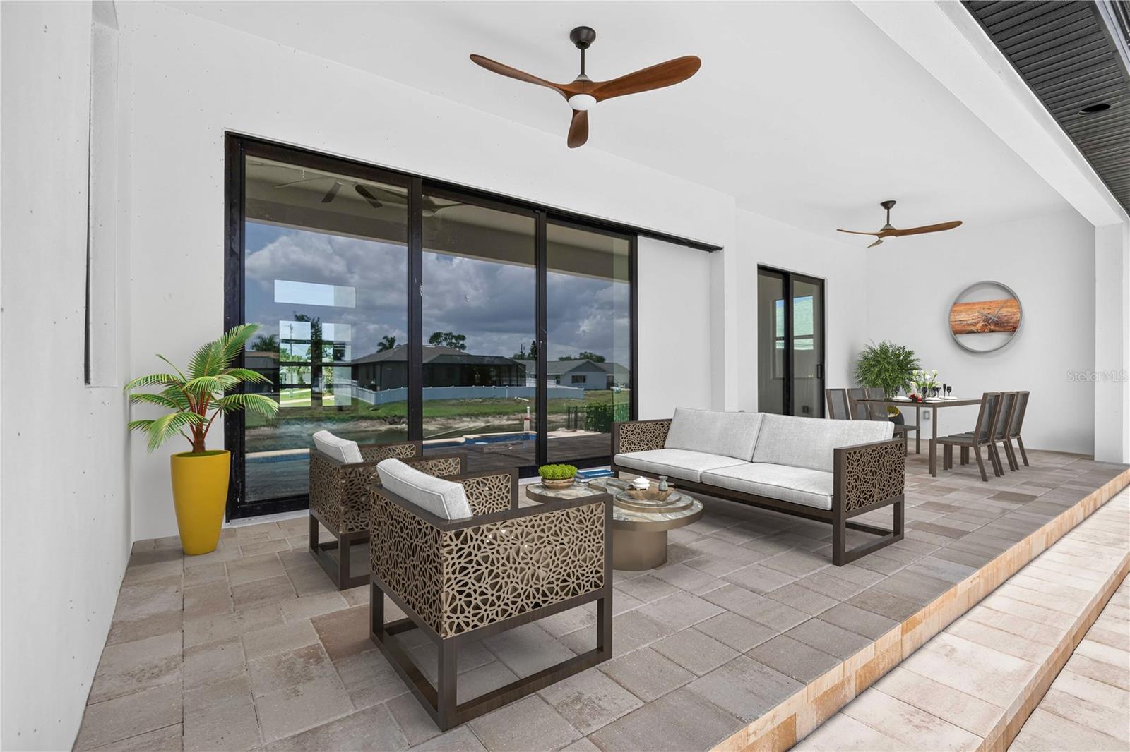 ROTONDA WEST PEBBLE BEACH - Residential