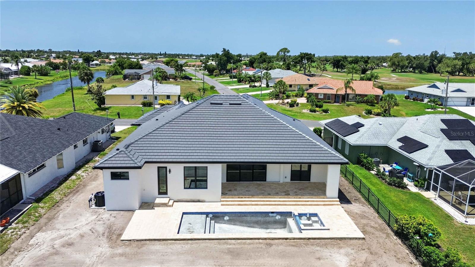 ROTONDA WEST PEBBLE BEACH - Residential