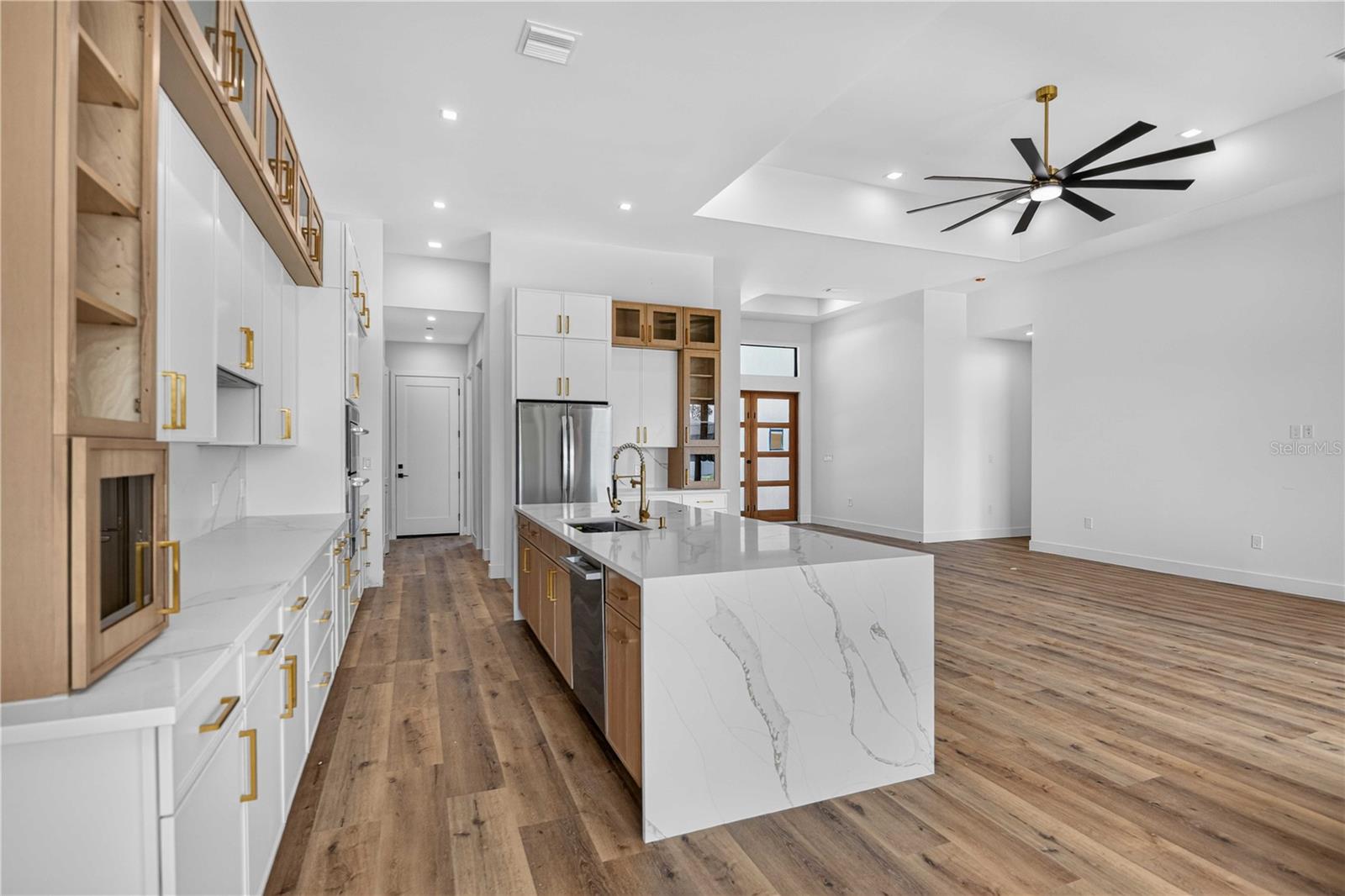 ROTONDA WEST PEBBLE BEACH - Residential