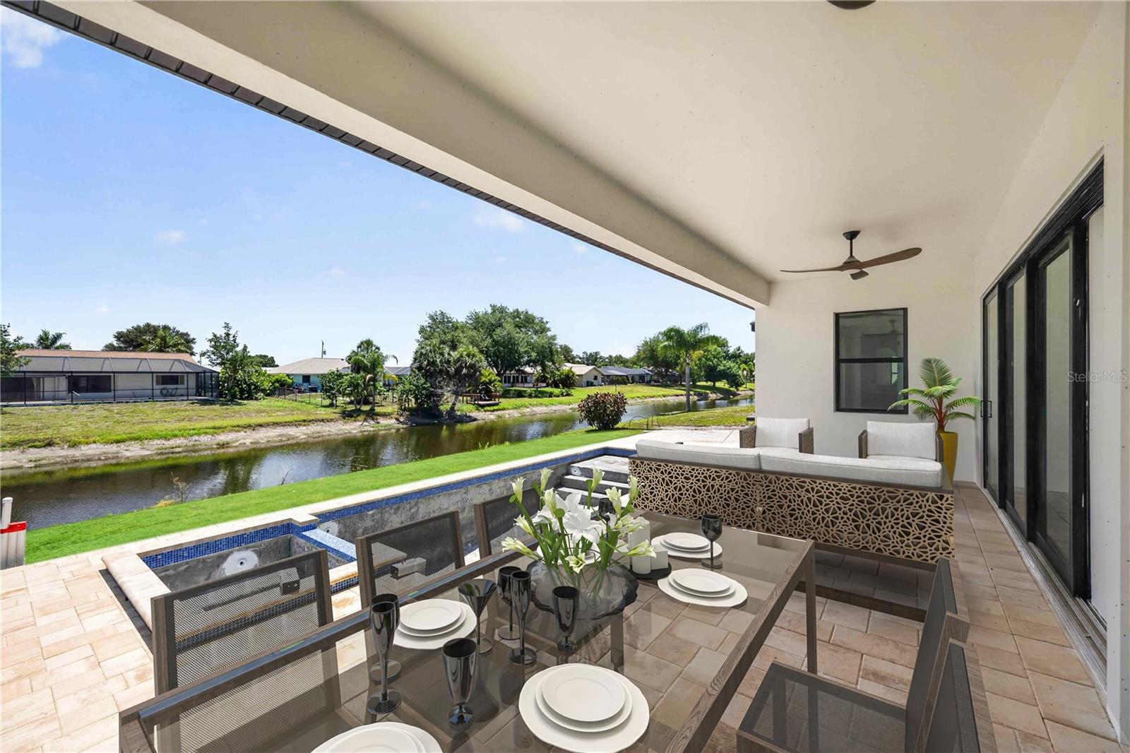 ROTONDA WEST PEBBLE BEACH - Residential