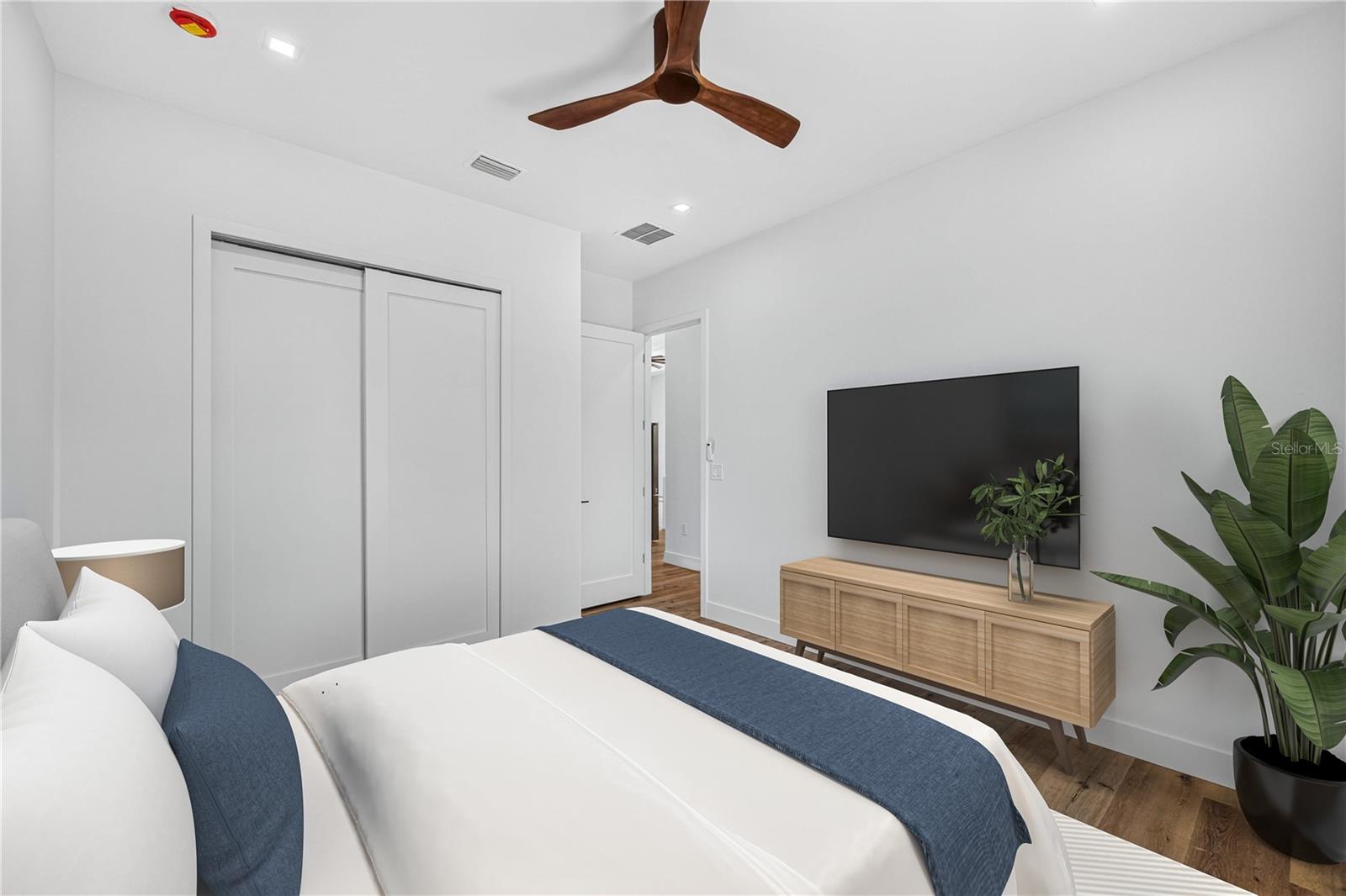 ROTONDA WEST PEBBLE BEACH - Residential