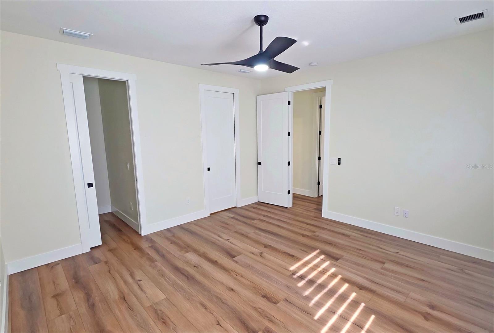 HUDSON PARK - Residential