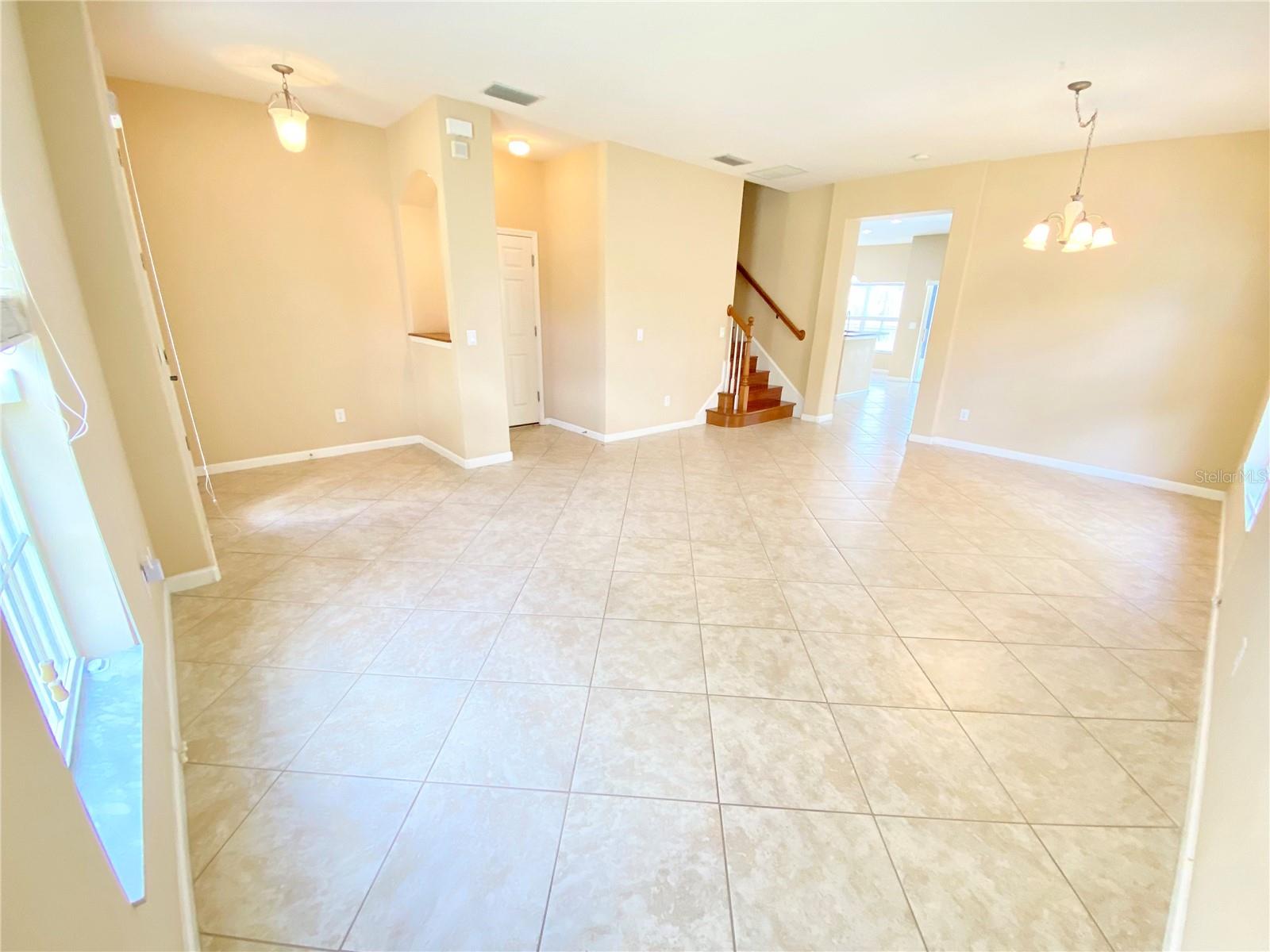 WOODLAND LAKES PRESERVE - Residential Lease