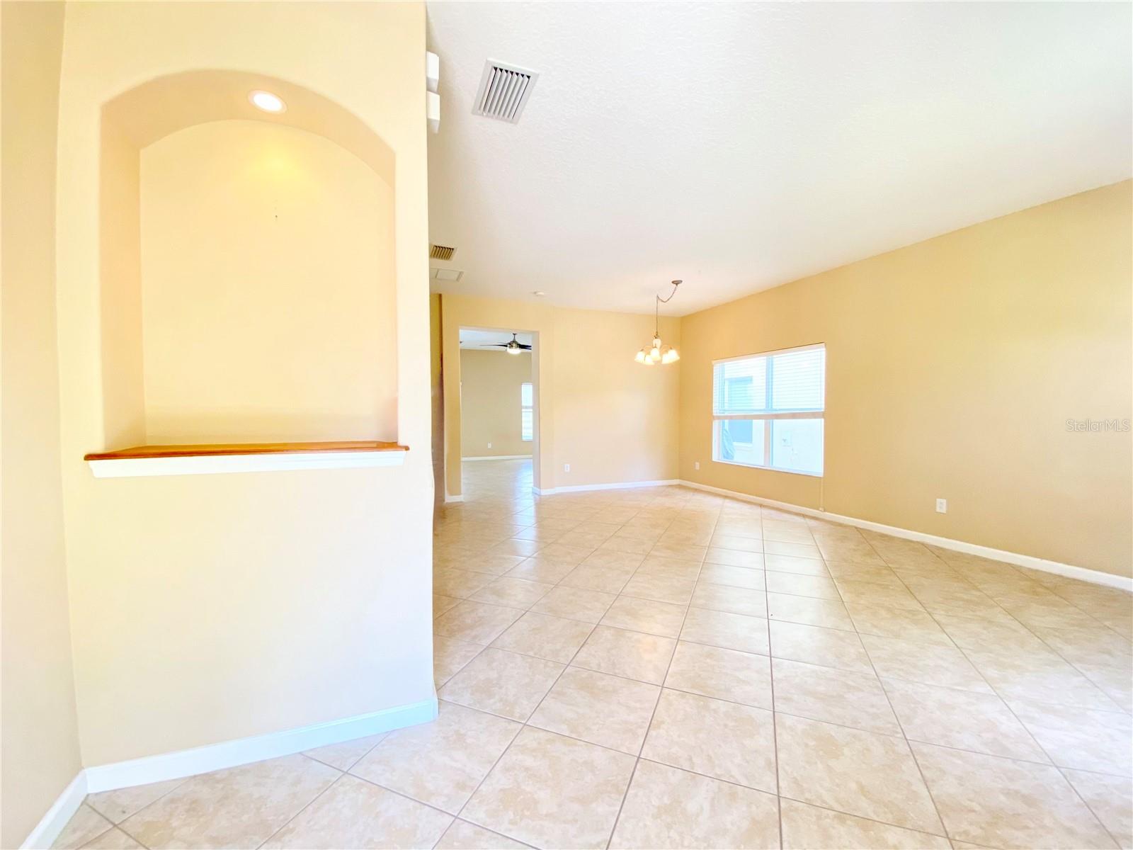 WOODLAND LAKES PRESERVE - Residential Lease