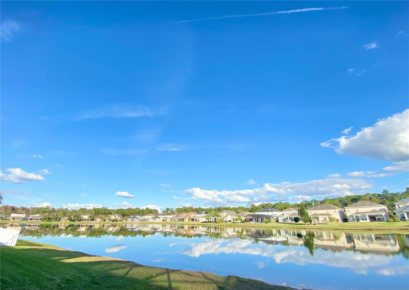 WOODLAND LAKES PRESERVE - Residential Lease