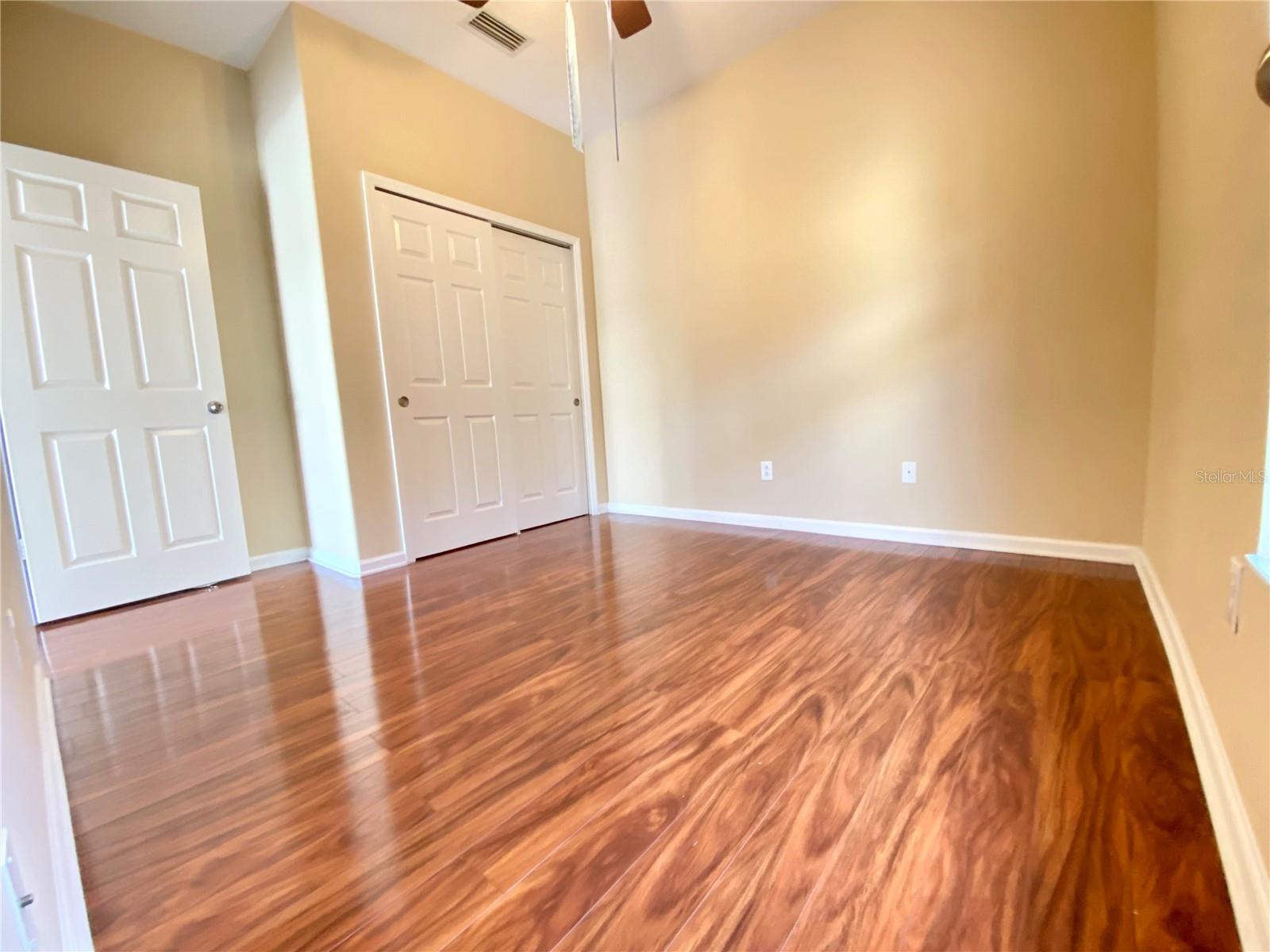 WOODLAND LAKES PRESERVE - Residential Lease