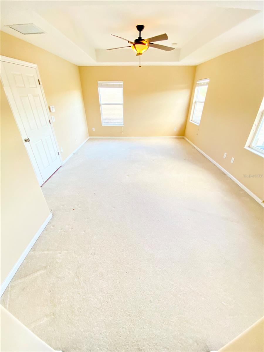 WOODLAND LAKES PRESERVE - Residential Lease