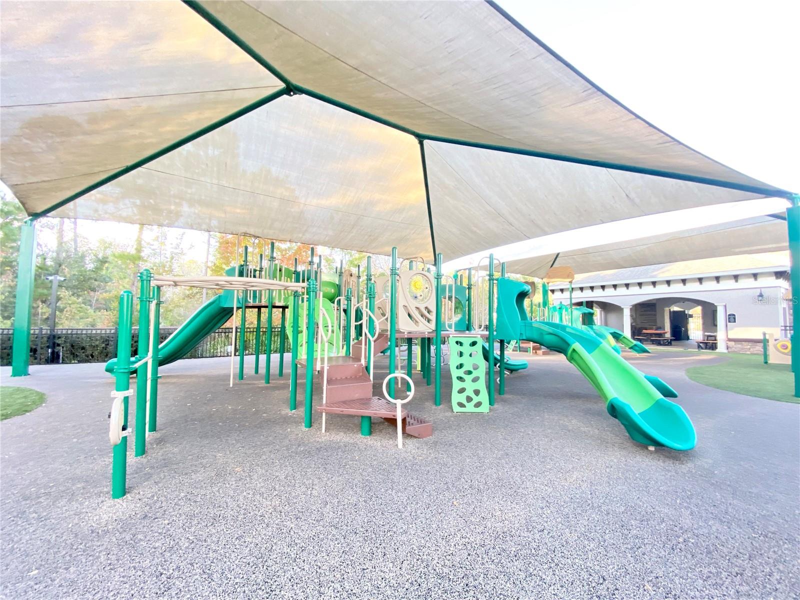 WOODLAND LAKES PRESERVE - Residential Lease
