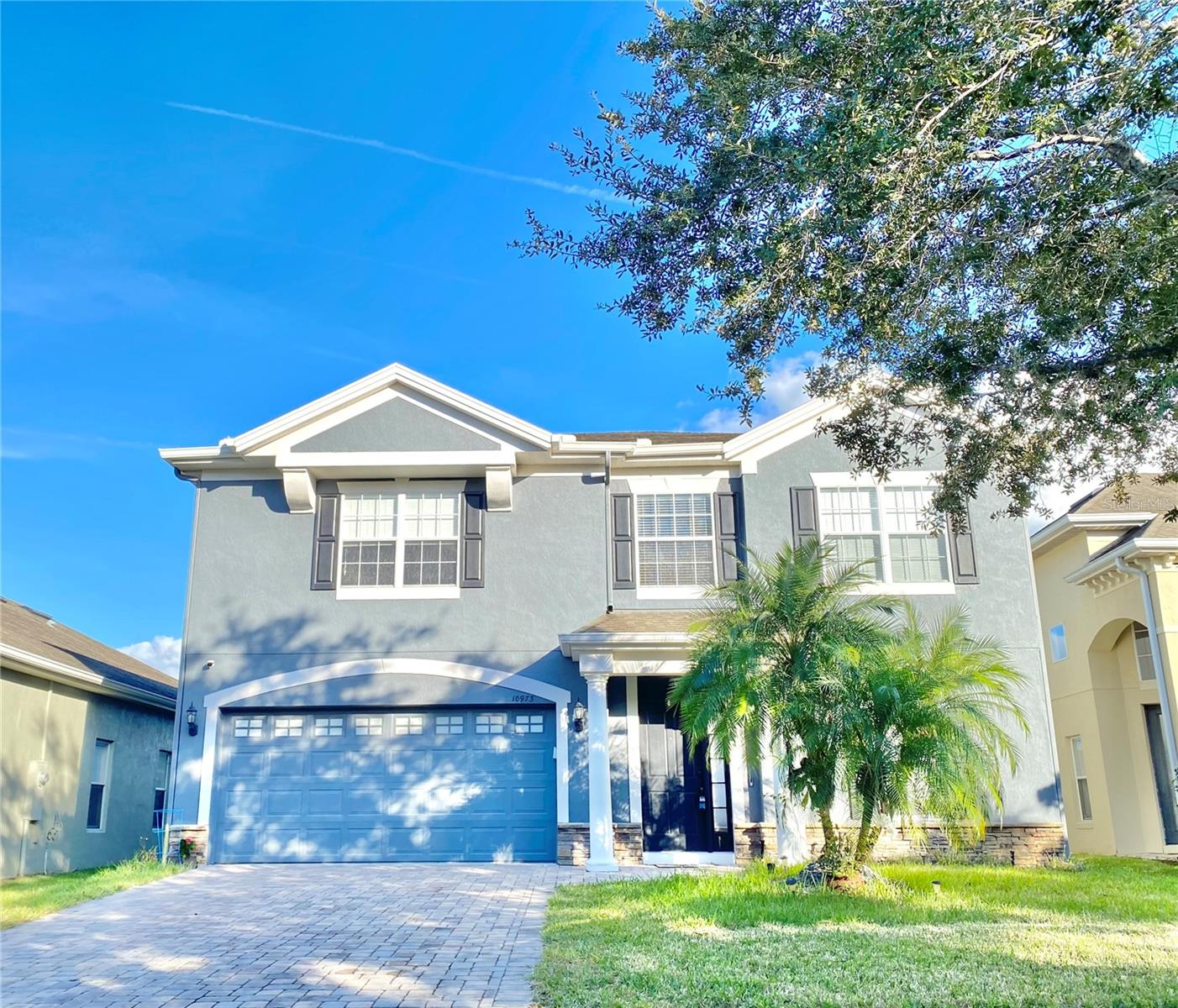 Beautiful 5 Bedroom, 3 Bathroom Lake View Home! Located in the highly sought-after guard gated community of Woodland Lakes Preserve! This open concept home is a real gem. Featuring a formal dining room and a spacious kitchen with an open floor plan. Kitchen features granite countertops, wooden cabinets, huge island, and a large pantry so you never run out of space! The elegant Master Bedroom features a huge walk-in closet that will take your breath away! Master Bath contains dual sinks, a large soaking tub, and a separate stall shower. The additional bedrooms are generously sized to offer plenty of room for guests, a home office, or whatever you need! Continuing outside you will find the covered lanai leading out to the enormous screen enclosed patio right on the water! With sufficient room for outdoor furniture, a grill for entertaining, or simply lounging in the warm Florida weather while soaking up the scenery! Amenities include a huge Community Pool, Park, and Playground! Ideally located in East Orlando, granting easy access to the beach, Waterford Lakes Shopping Center, OIA, Research Parkway, Medical City, UCF, Hospitals, and major highways (SR 417/SR 408/SR 528). **Please note there will be a $150 monthly lawn maintenance fee ($100 mowing the lawn twice per month) plus monthly management fee ($50 to be paid from the tenant to the management company) in addition to the monthly rent for this property. **Please do not pay application fees when you submit applications online. You can skip the application fee payment tab and still submit applications online. If you pay application fees online without reading this message carefully, we will not refund the application fees because we will also get charged a fee when we refund the application fees.**