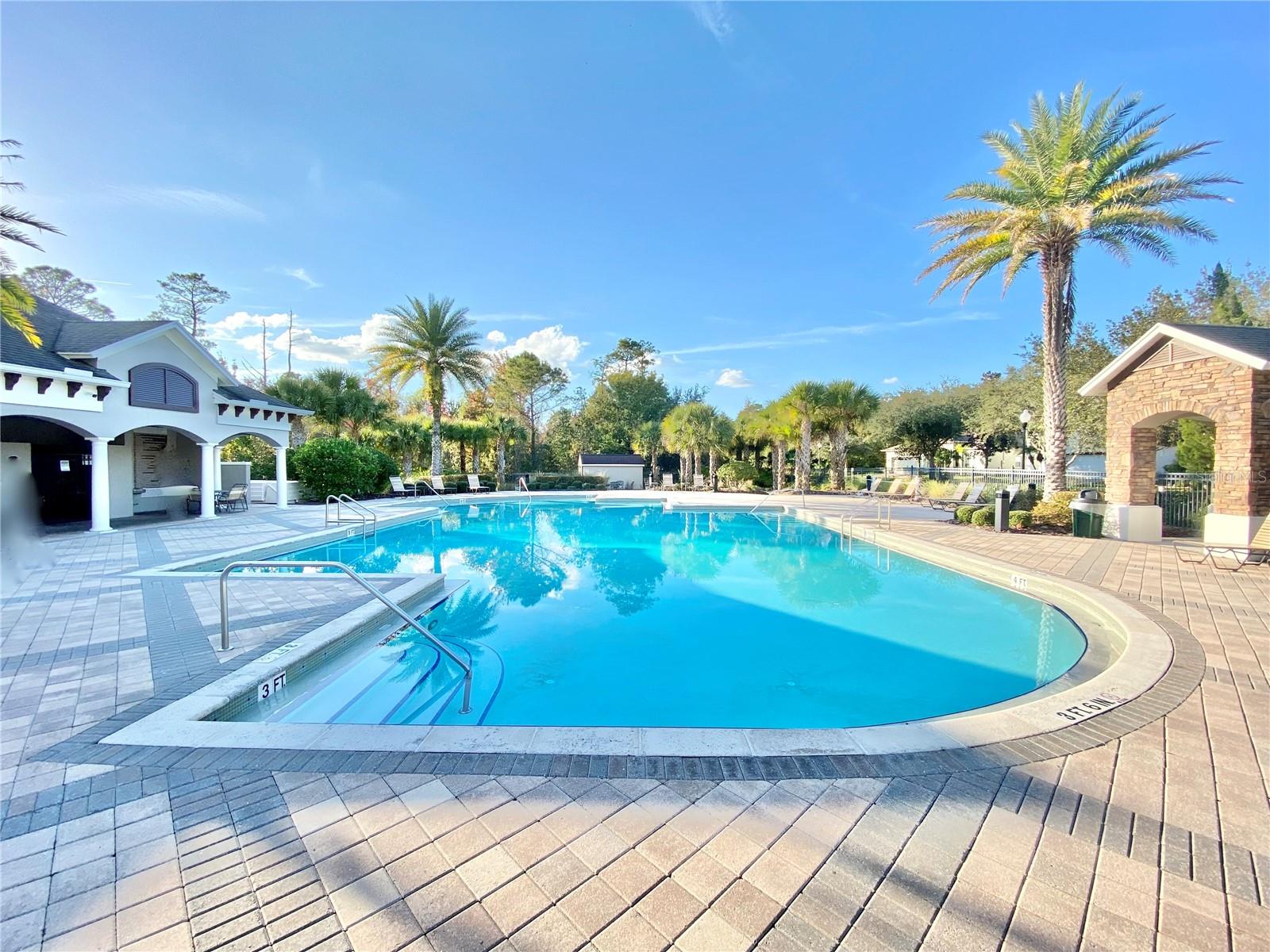 WOODLAND LAKES PRESERVE - Residential Lease