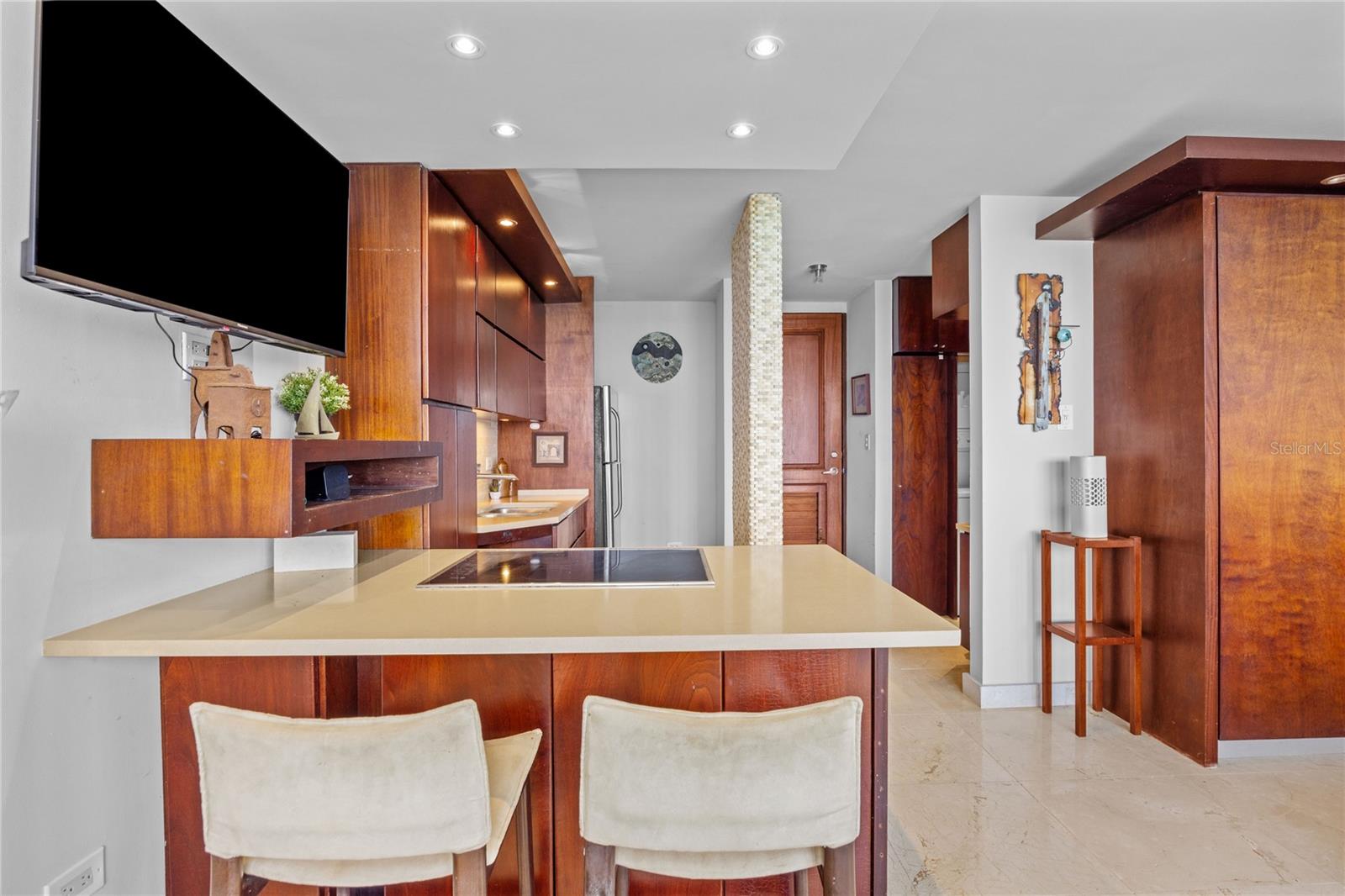 EL MIRADOR DE CONDADO - Residential