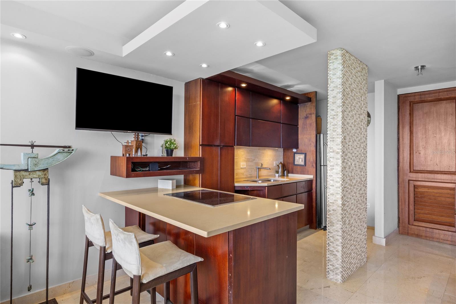 EL MIRADOR DE CONDADO - Residential